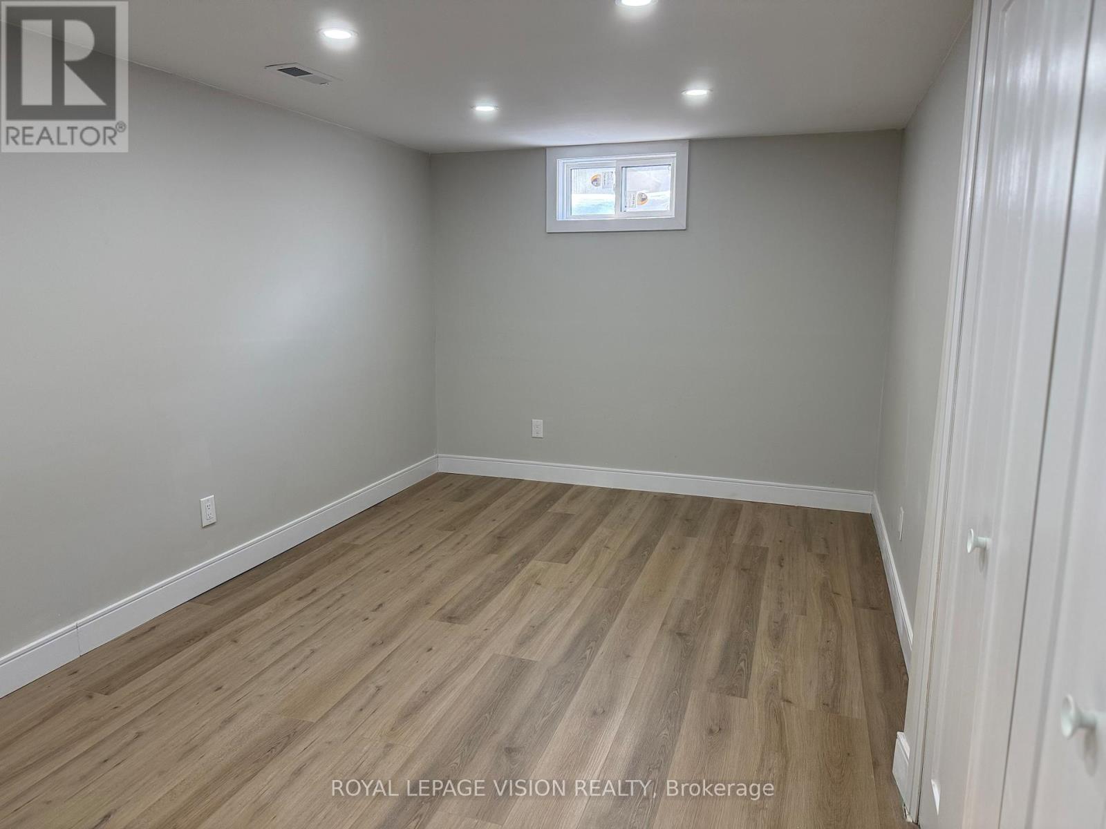 Basement - 3139 Secord Place, Niagara Falls, Ontario  L2J 3K5 - Photo 7 - X12920912