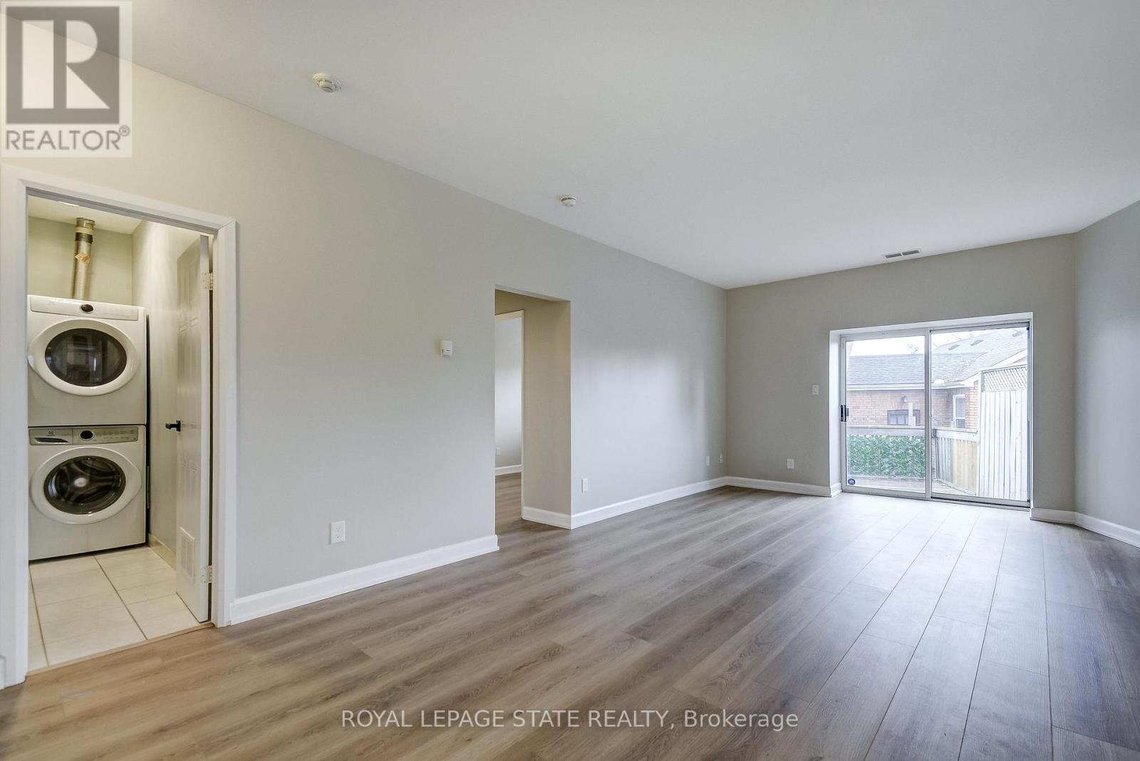 107 - 400 York Boulevard, Hamilton, Ontario  L8R 3M5 - Photo 10 - X12921144