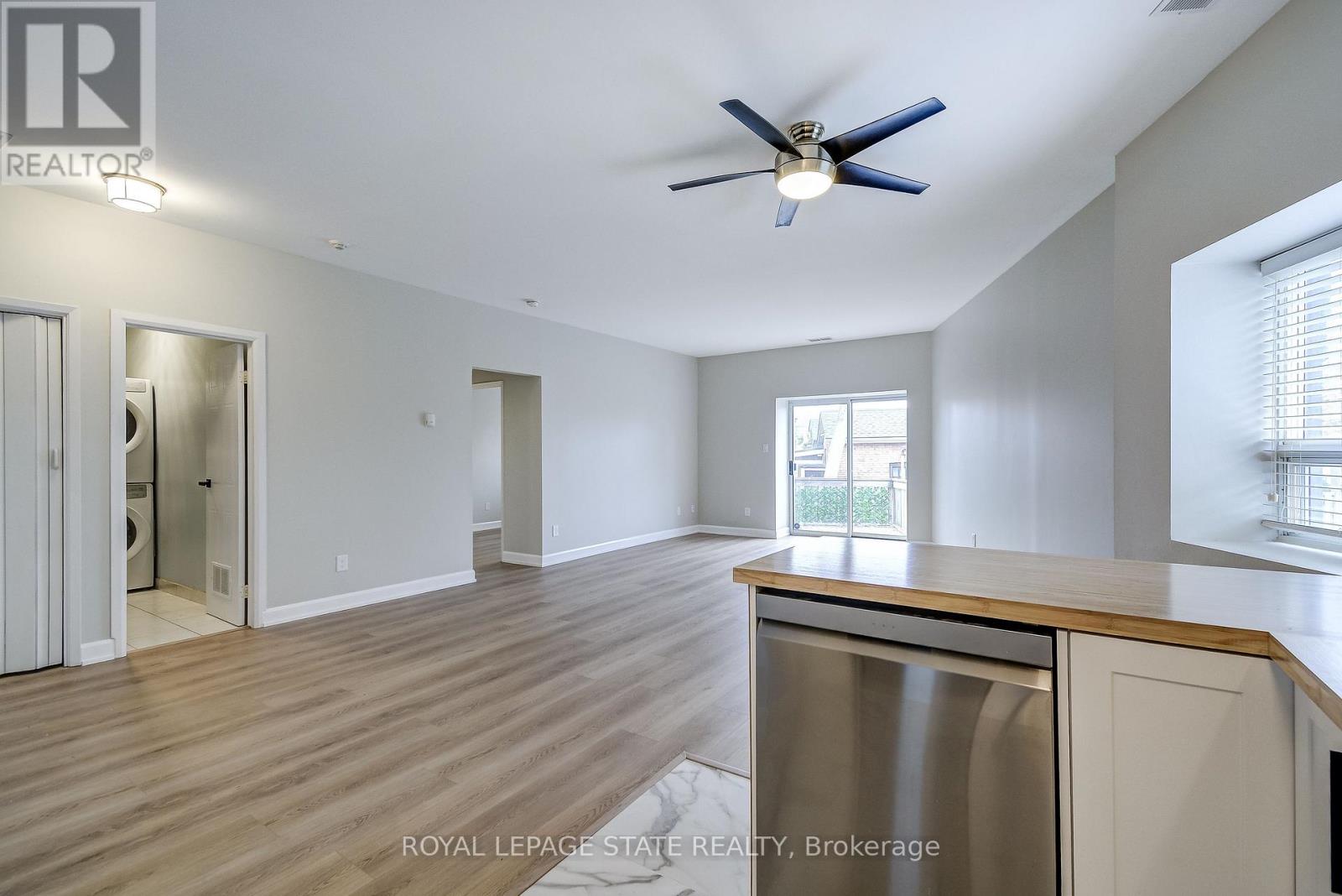 107 - 400 York Boulevard, Hamilton, Ontario  L8R 3M5 - Photo 4 - X12921144