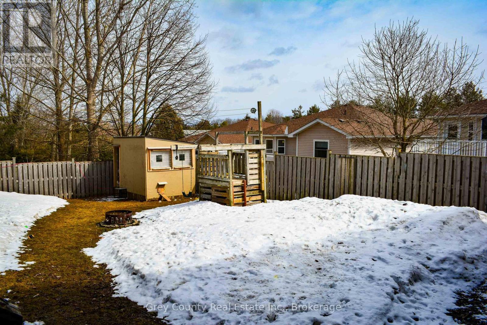 23 Brackenbury Street, Grey Highlands, Ontario  N0C 1H0 - Photo 38 - X12784794