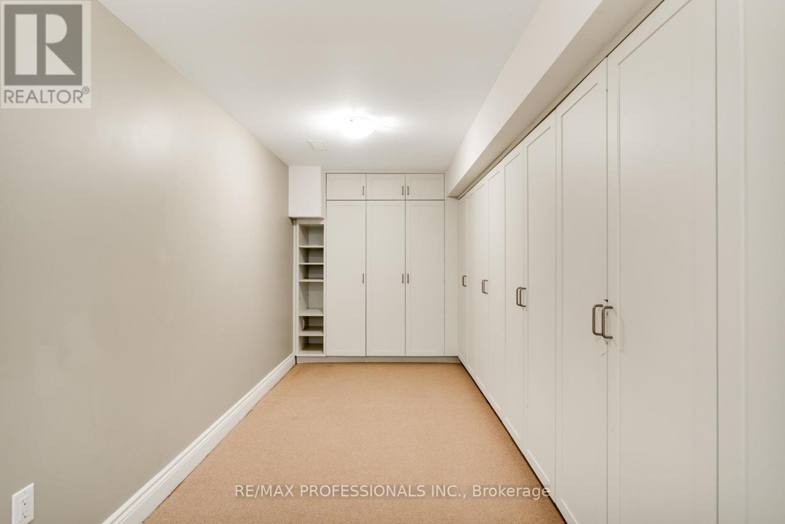 31 Gardenvale Road, Toronto, Ontario  M8Z 4C2 - Photo 37 - W12921018