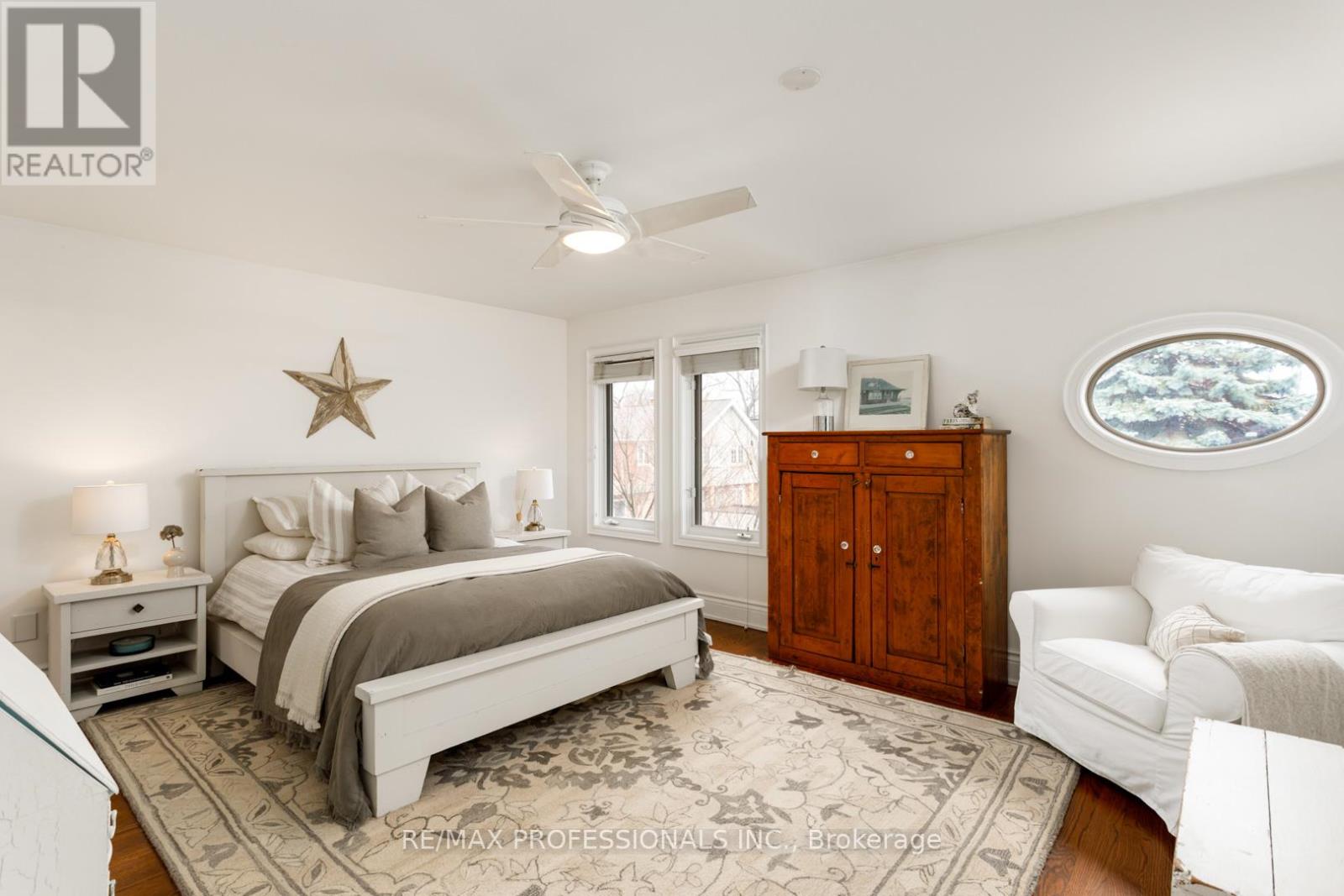 31 Gardenvale Road, Toronto, Ontario  M8Z 4C2 - Photo 26 - W12921018