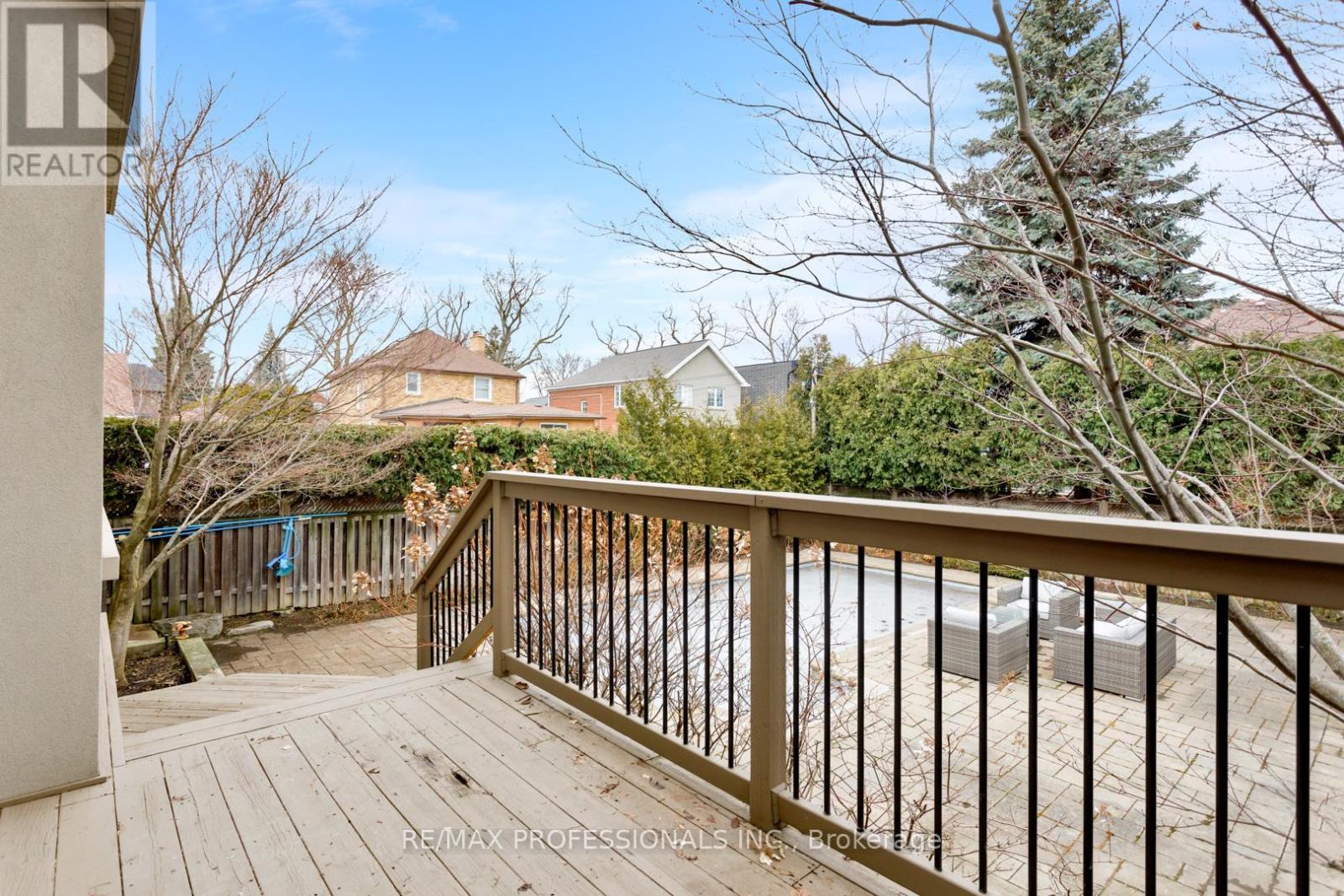 31 Gardenvale Road, Toronto, Ontario  M8Z 4C2 - Photo 41 - W12921018