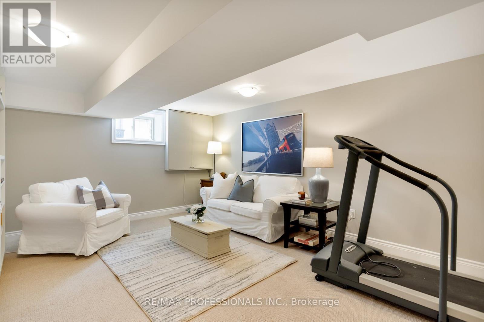 31 Gardenvale Road, Toronto, Ontario  M8Z 4C2 - Photo 35 - W12921018