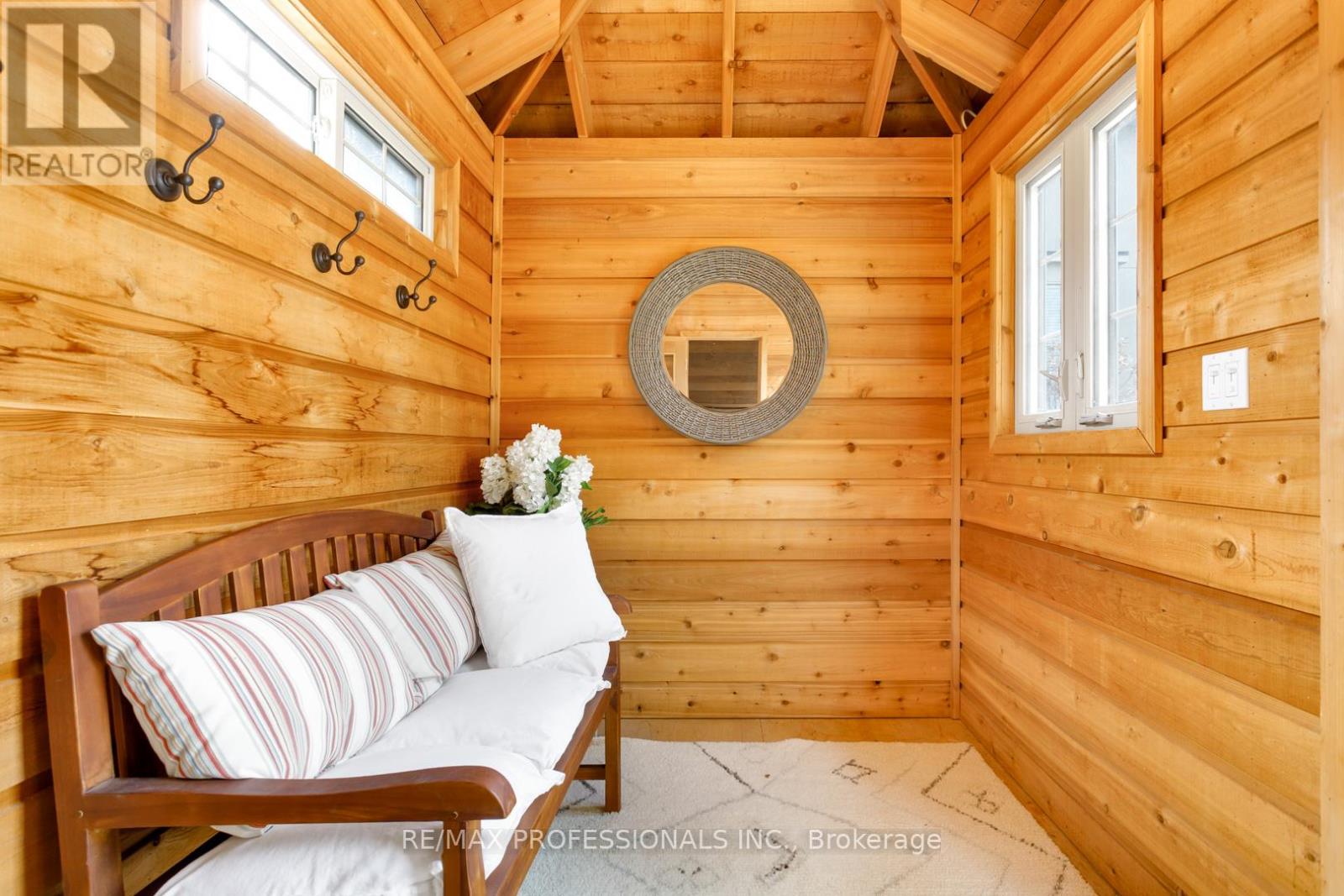 31 Gardenvale Road, Toronto, Ontario  M8Z 4C2 - Photo 47 - W12921018