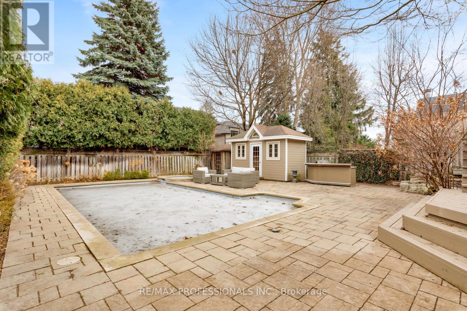 31 Gardenvale Road, Toronto, Ontario  M8Z 4C2 - Photo 46 - W12921018