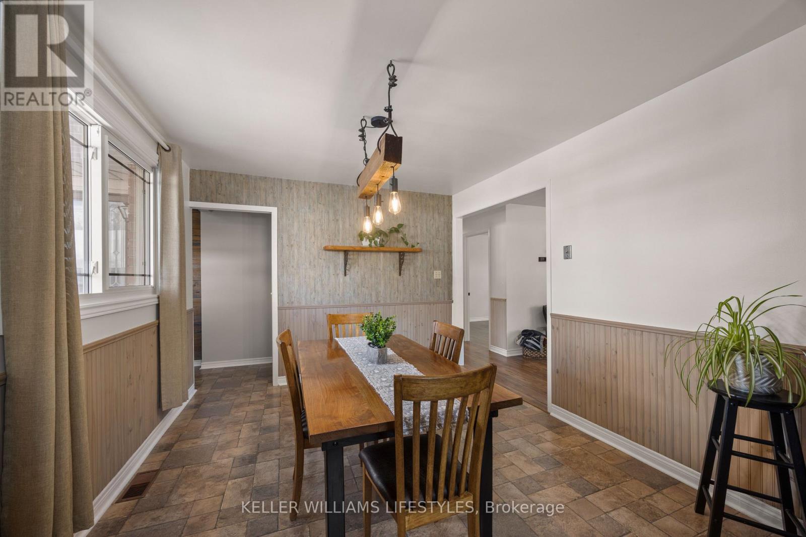 8 East Williams Street, North Middlesex, Ontario  N0M 1A0 - Photo 19 - X12732950