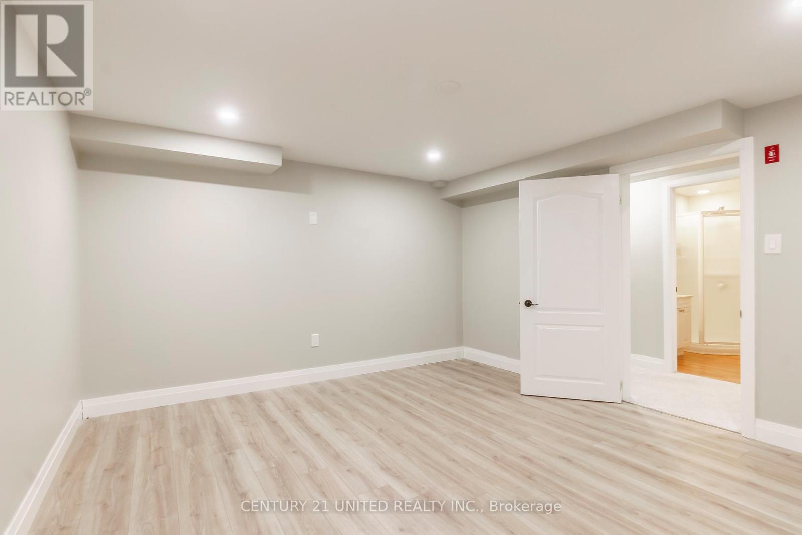 2112 Lorraine Drive, Peterborough, Ontario  K9L 1X4 - Photo 38 - X12921190