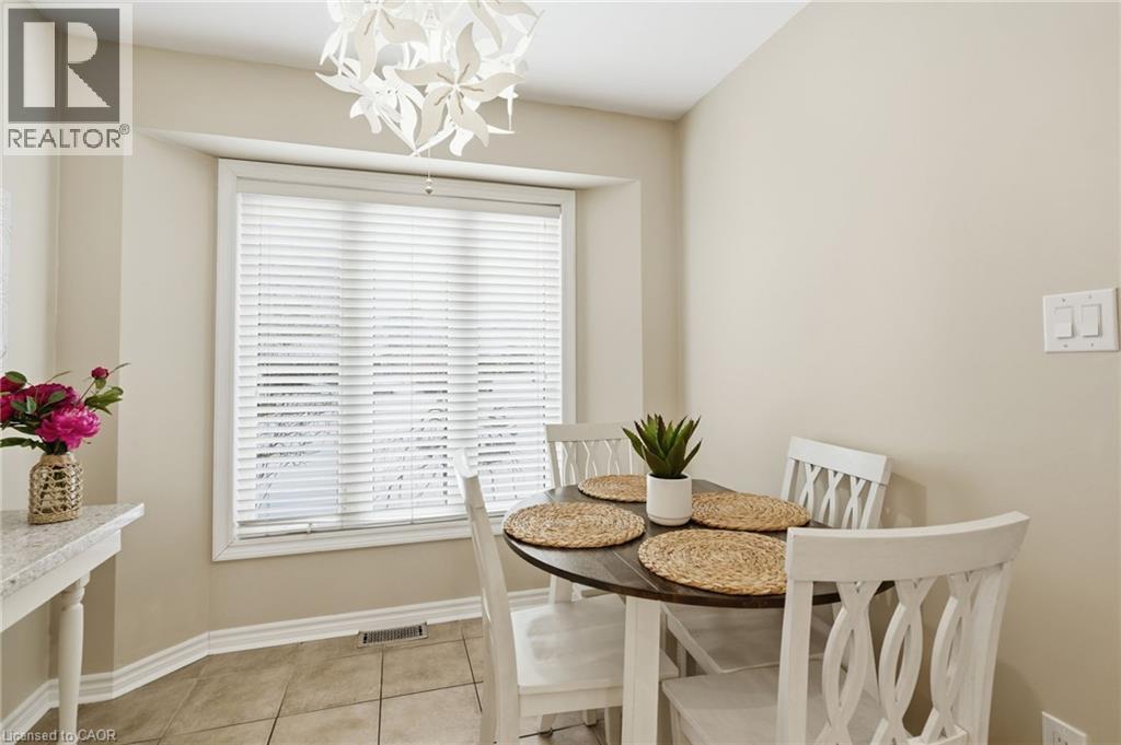 24 Braeheid Avenue, Waterdown, Ontario  L8B 0C5 - Photo 7 - 40804810