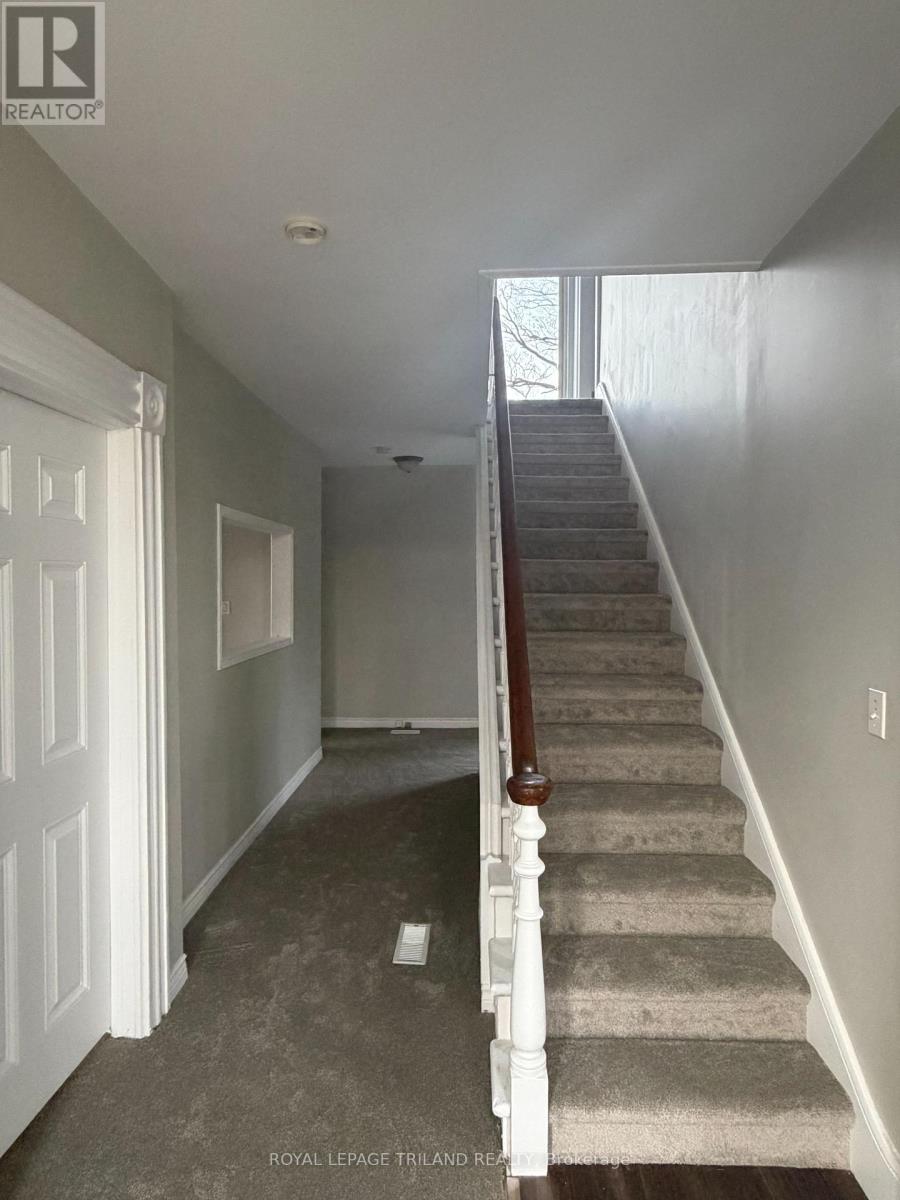 11366 Parson Road, Southwold, Ontario  N5P 3T2 - Photo 3 - X12921248