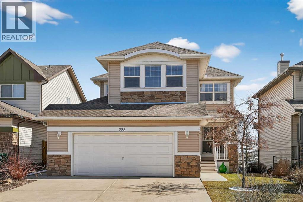 228 Westmount Crescent, Okotoks, Alberta
