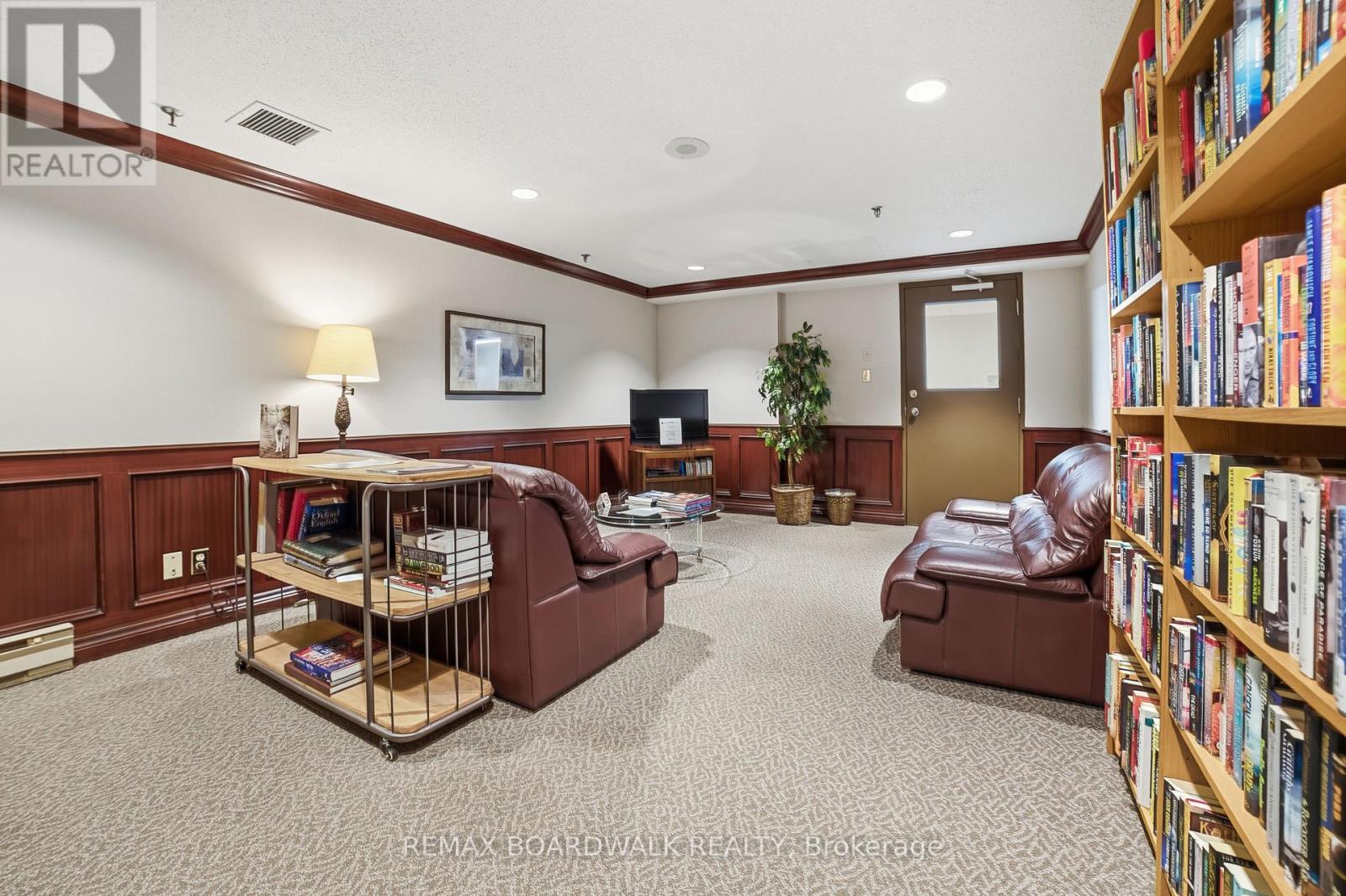 1408 - 1705 Playfair Drive, Ottawa, Ontario  K1H 8P6 - Photo 12 - X12921230