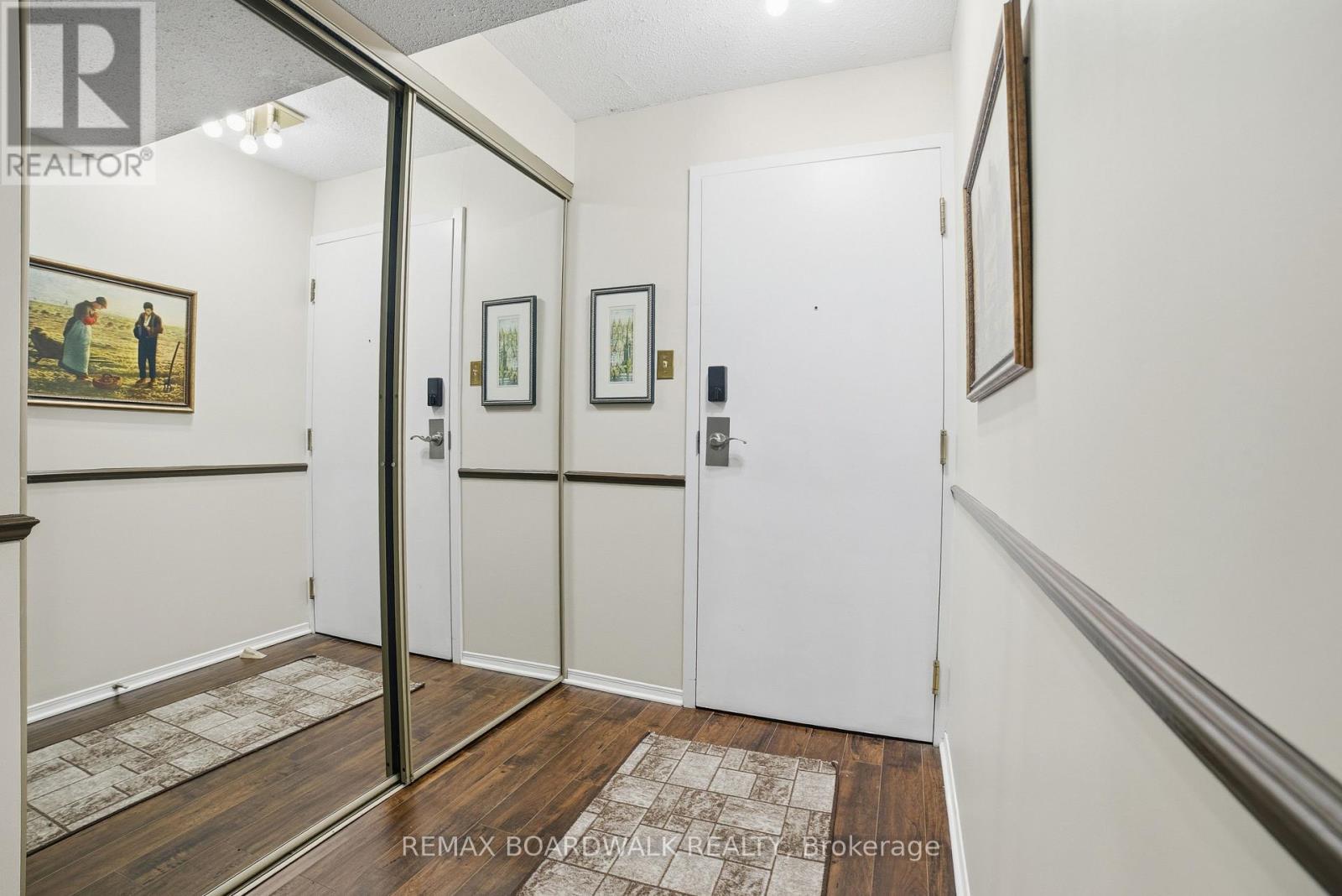 1408 - 1705 Playfair Drive, Ottawa, Ontario  K1H 8P6 - Photo 17 - X12921230