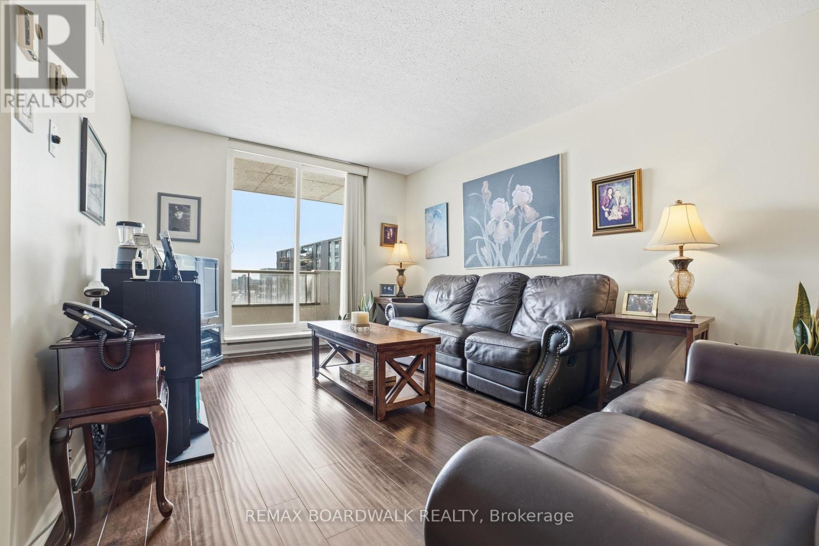 1408 - 1705 Playfair Drive, Ottawa, Ontario  K1H 8P6 - Photo 18 - X12921230