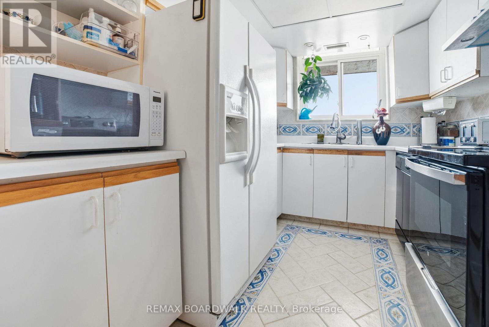 1408 - 1705 Playfair Drive, Ottawa, Ontario  K1H 8P6 - Photo 24 - X12921230