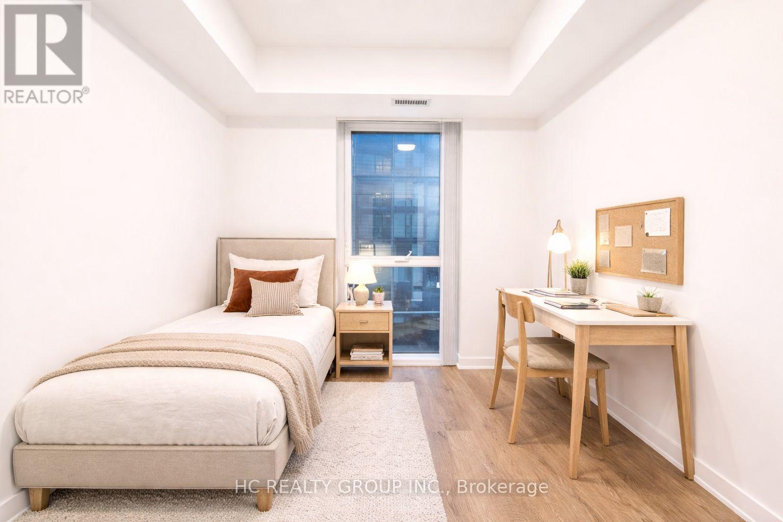 1712 - 180 Front Street E, Toronto, Ontario  M5A 0A9 - Photo 6 - C12846726