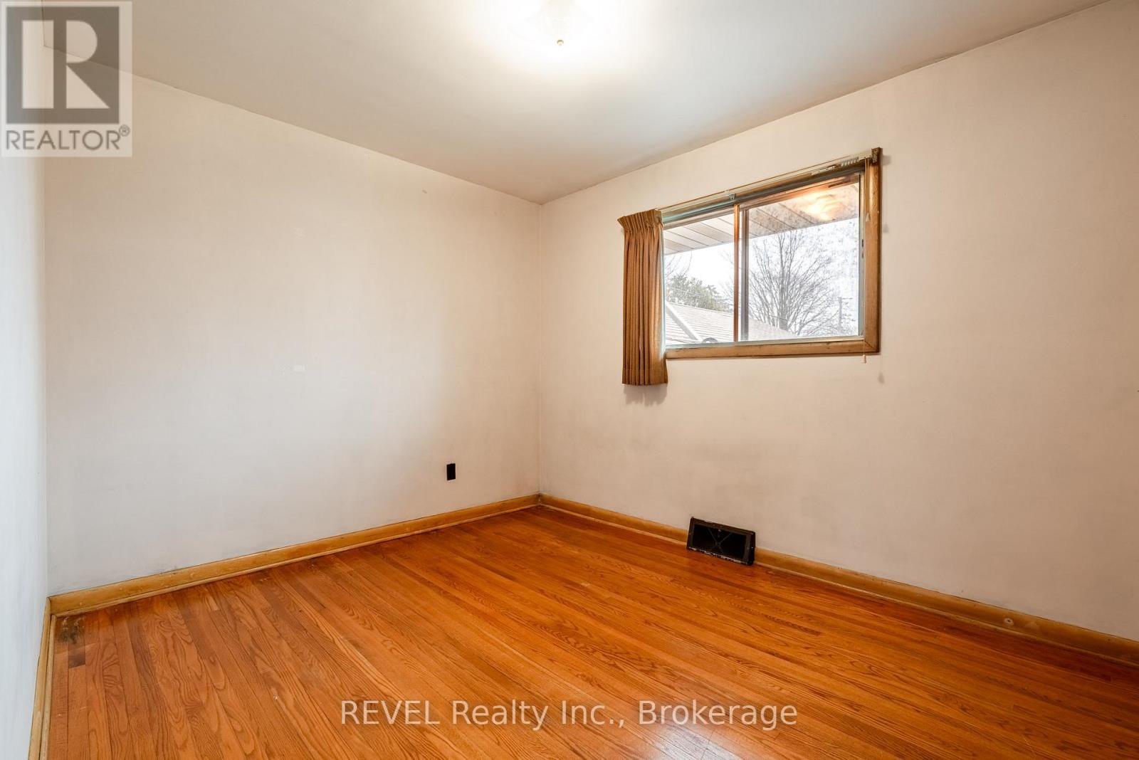 26 Mckenzie Street, St. Catharines (Bunting/linwell), Ontario L2M 2N1 - Photo 24 - X12921174