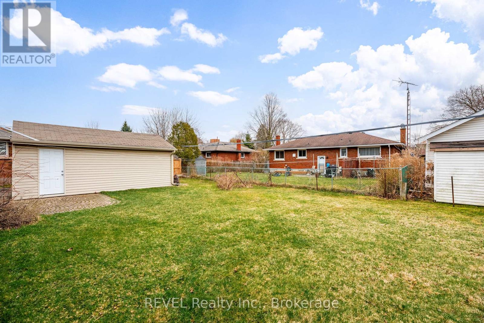 26 Mckenzie Street, St. Catharines (Bunting/linwell), Ontario L2M 2N1 - Photo 45 - X12921174