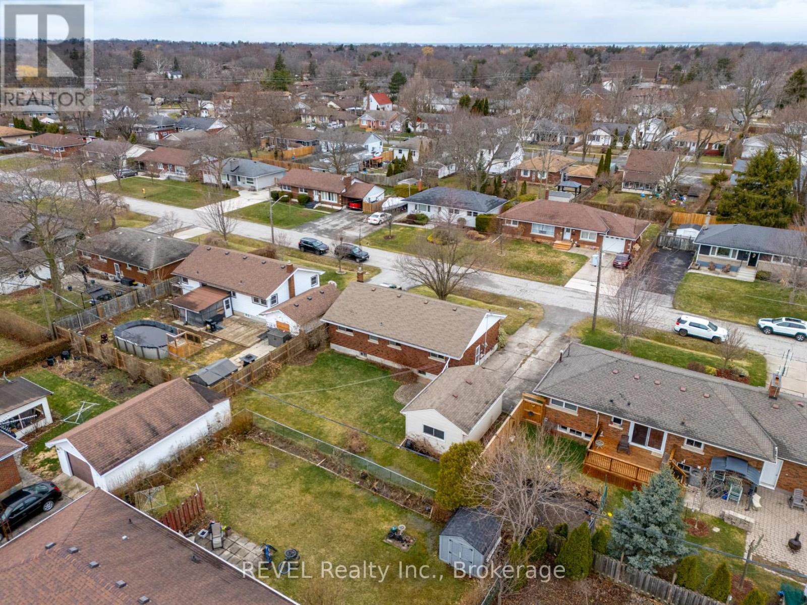 26 Mckenzie Street, St. Catharines (Bunting/linwell), Ontario L2M 2N1 - Photo 46 - X12921174