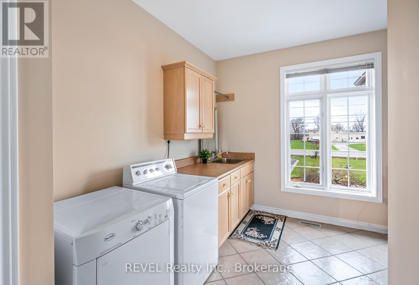 925 Queenston Road, Niagara-On-The-Lake, Ontario  L0S 1J0 - Photo 21 - X12921238