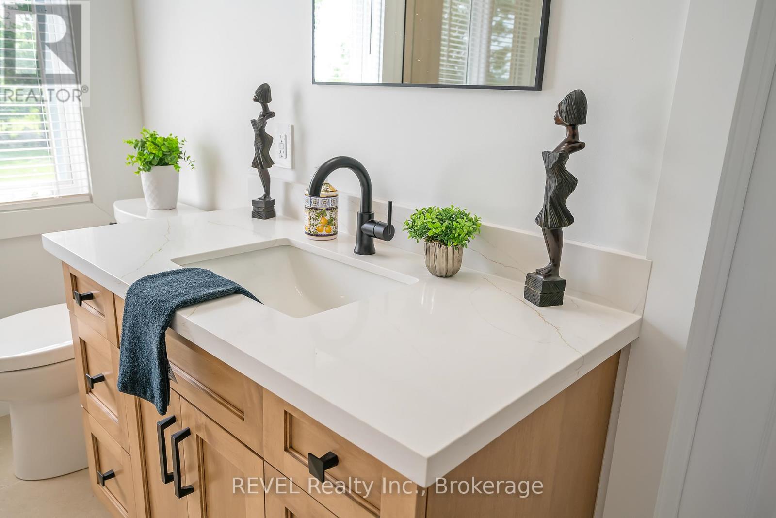 925 Queenston Road, Niagara-On-The-Lake, Ontario  L0S 1J0 - Photo 27 - X12921238