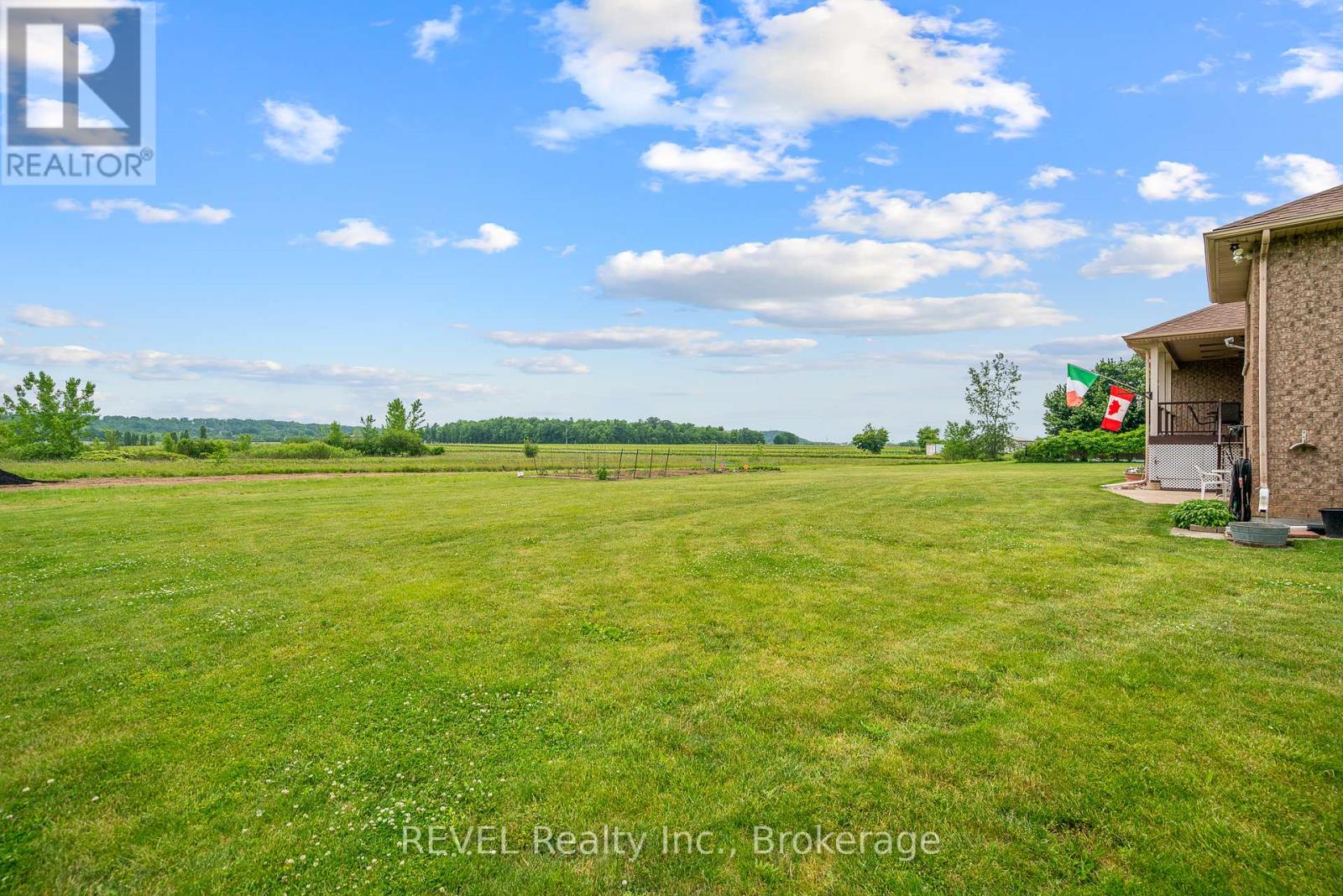 925 Queenston Road, Niagara-On-The-Lake, Ontario  L0S 1J0 - Photo 44 - X12921238