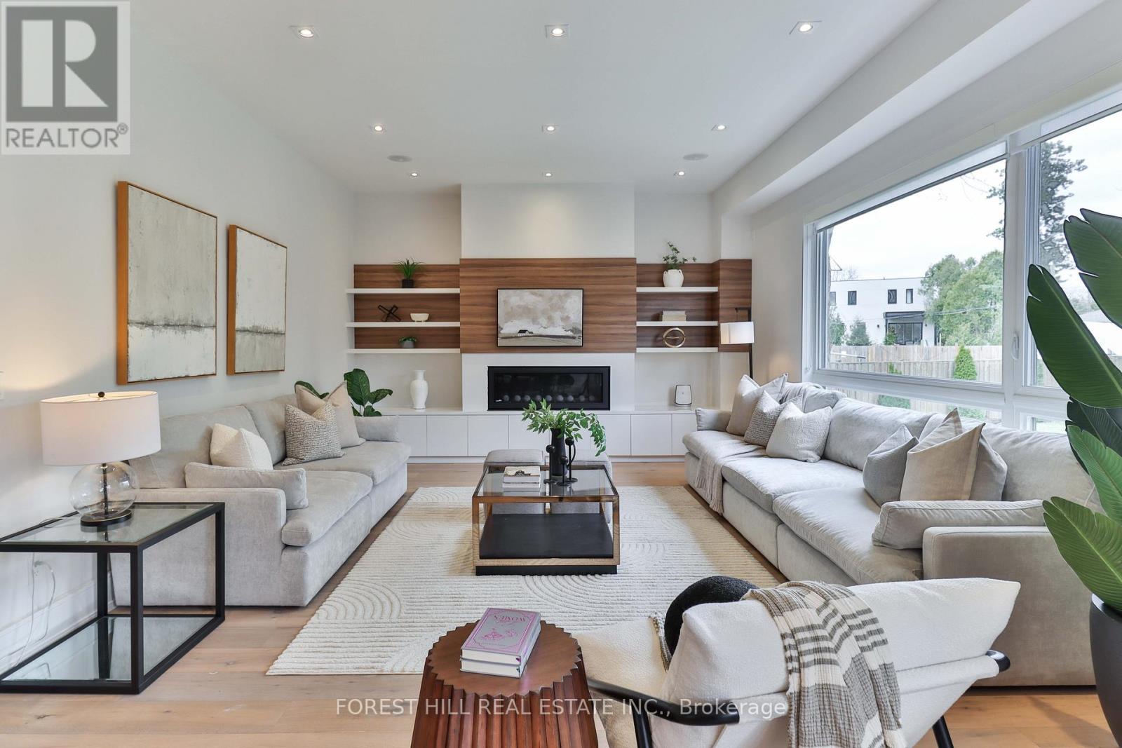 271 Jennings Crescent, Oakville, Ontario L6L 1W3 - Photo 15 - W12908280