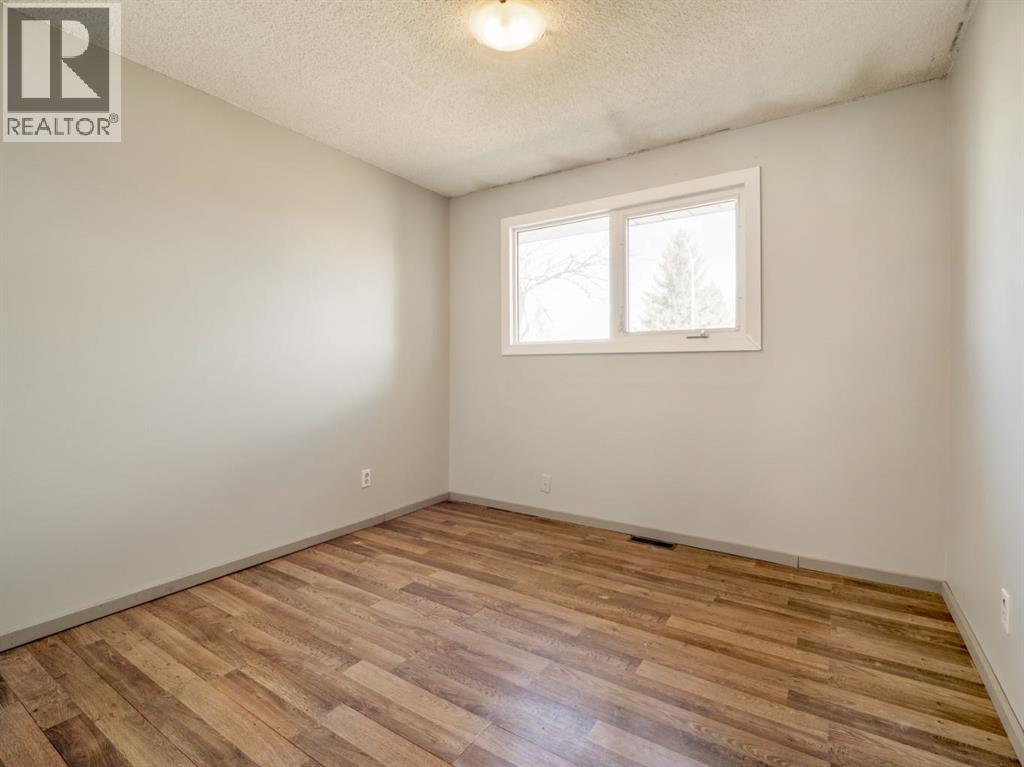 450 4 Avenue E, Cardston, Alberta  T0K 0K0 - Photo 11 - A2285358