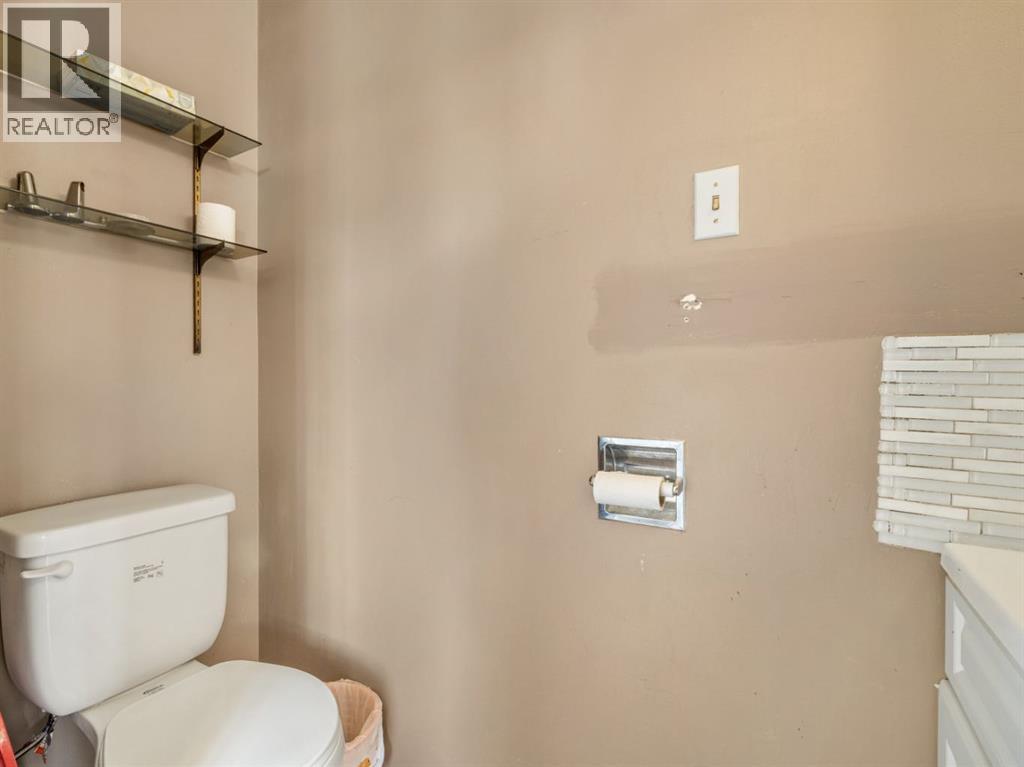 450 4 Avenue E, Cardston, Alberta  T0K 0K0 - Photo 21 - A2285358