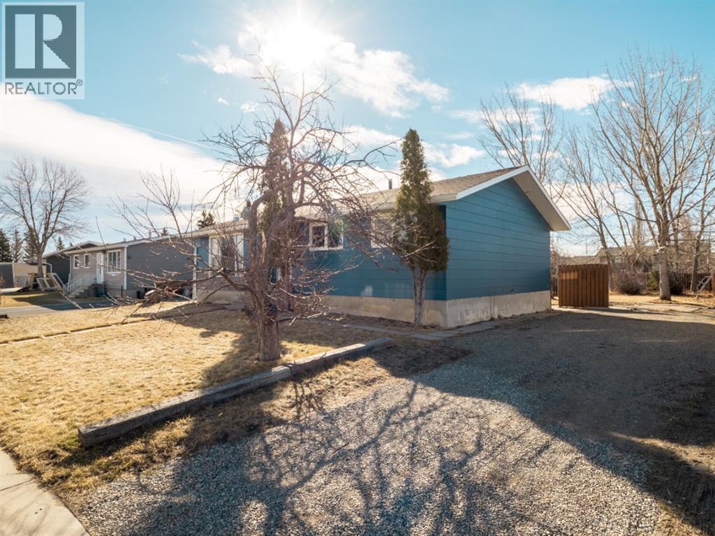 450 4 Avenue E, Cardston, Alberta  T0K 0K0 - Photo 43 - A2285358