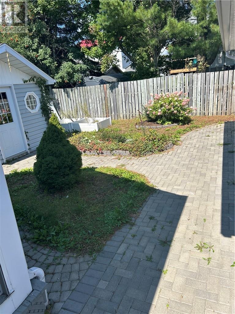 200 Hillside Drive S, Elliot Lake, Ontario  P3A 1N5 - Photo 30 - 2126912