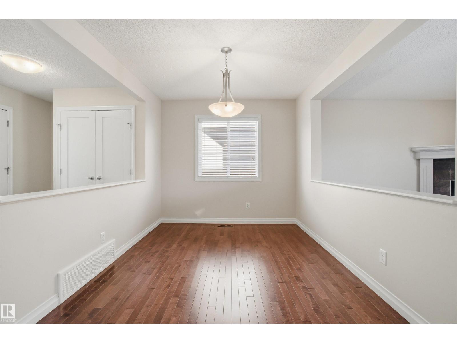 5732 168 Av Nw Nw, Edmonton, Alberta  T5Y 0K5 - Photo 7 - E4479006