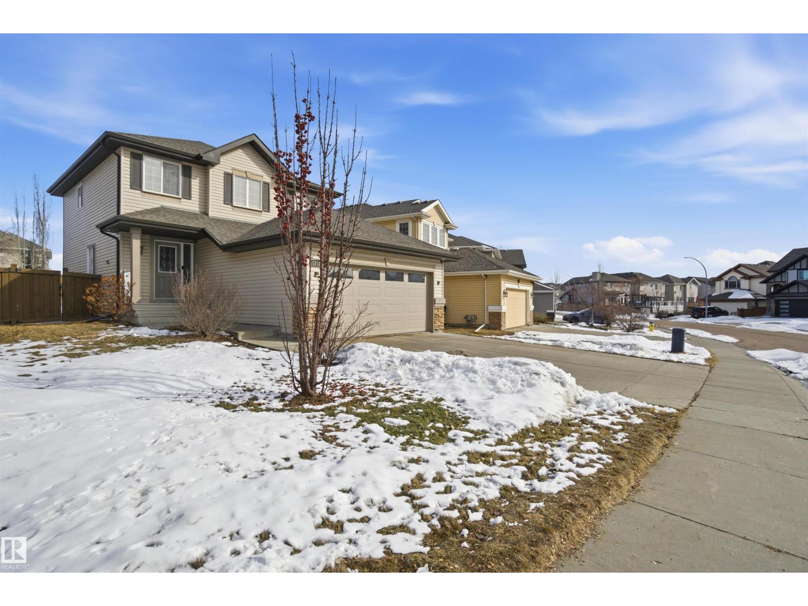 5732 168 Av Nw Nw, Edmonton, Alberta  T5Y 0K5 - Photo 2 - E4479006