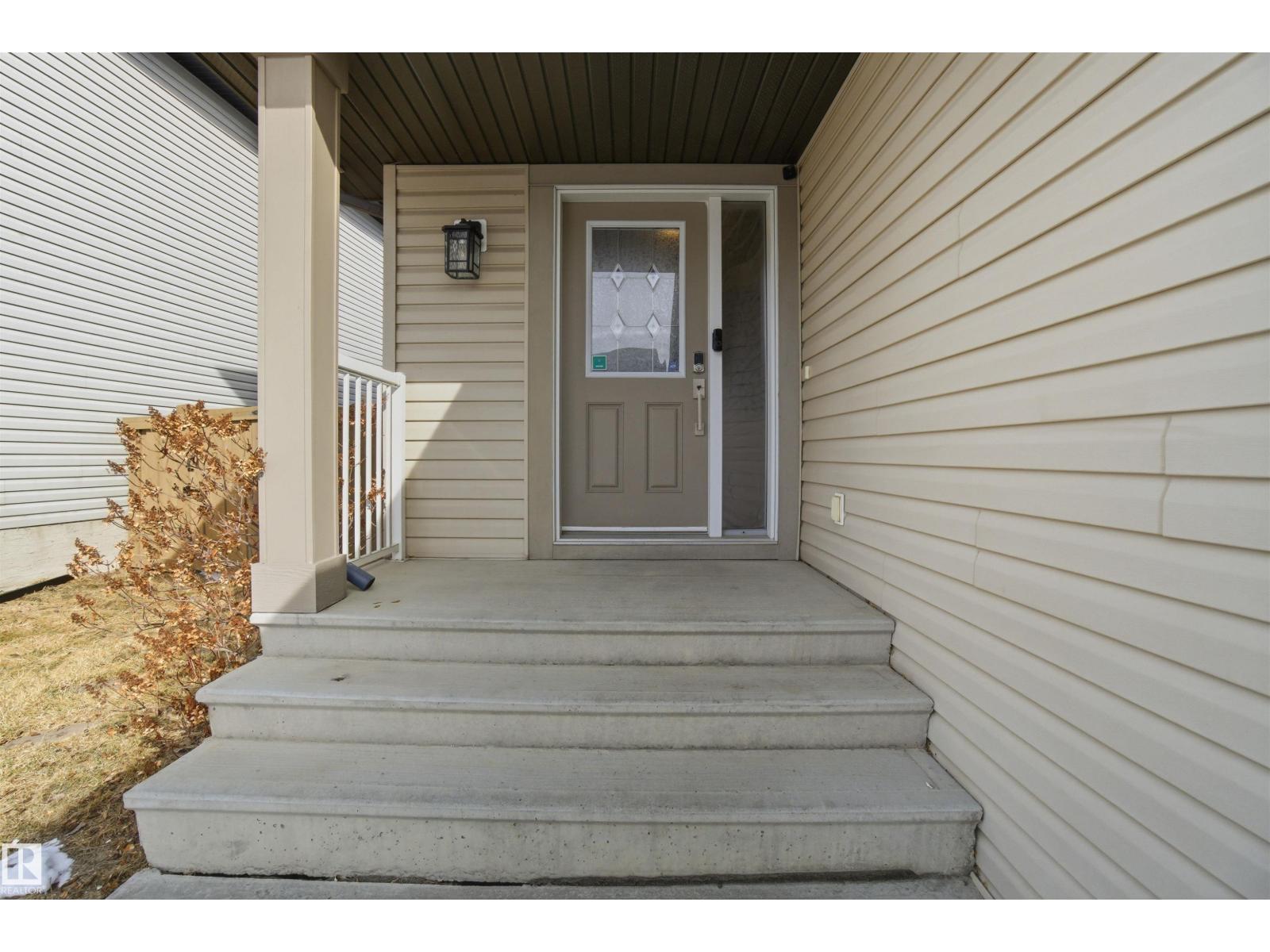 5732 168 Av Nw Nw, Edmonton, Alberta  T5Y 0K5 - Photo 3 - E4479006