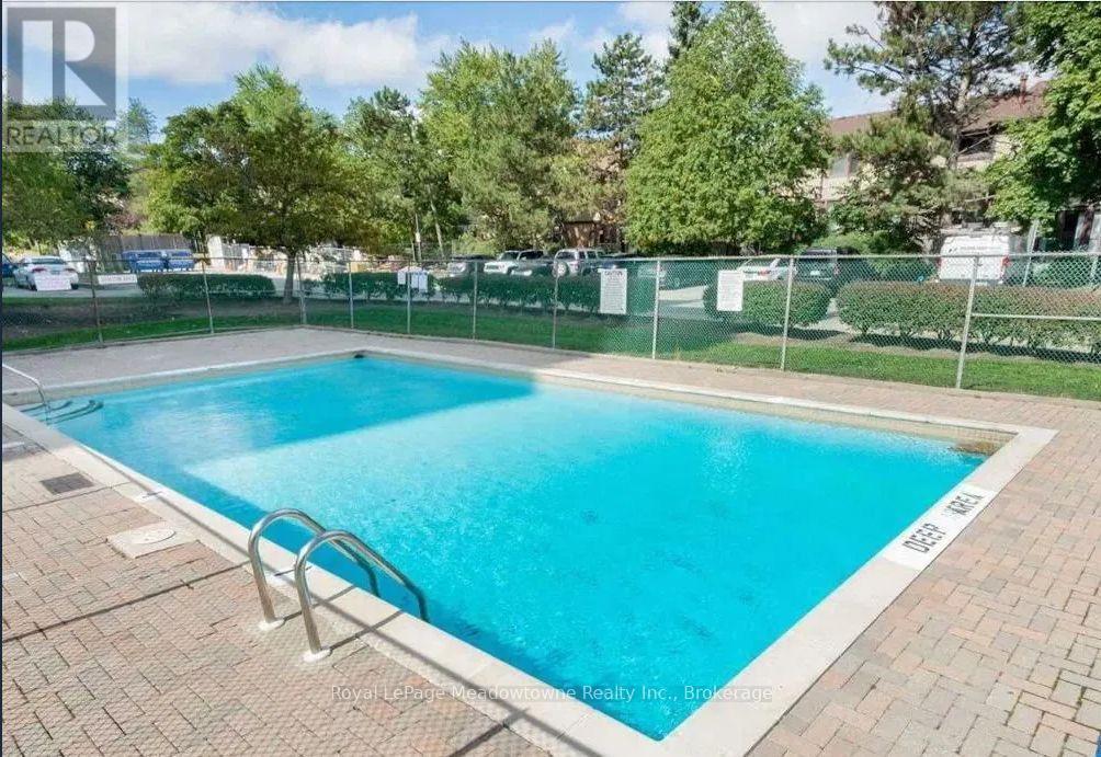 215 - 2929 Aquitaine Avenue, Mississauga, Ontario  L5N 2C7 - Photo 28 - W12920860