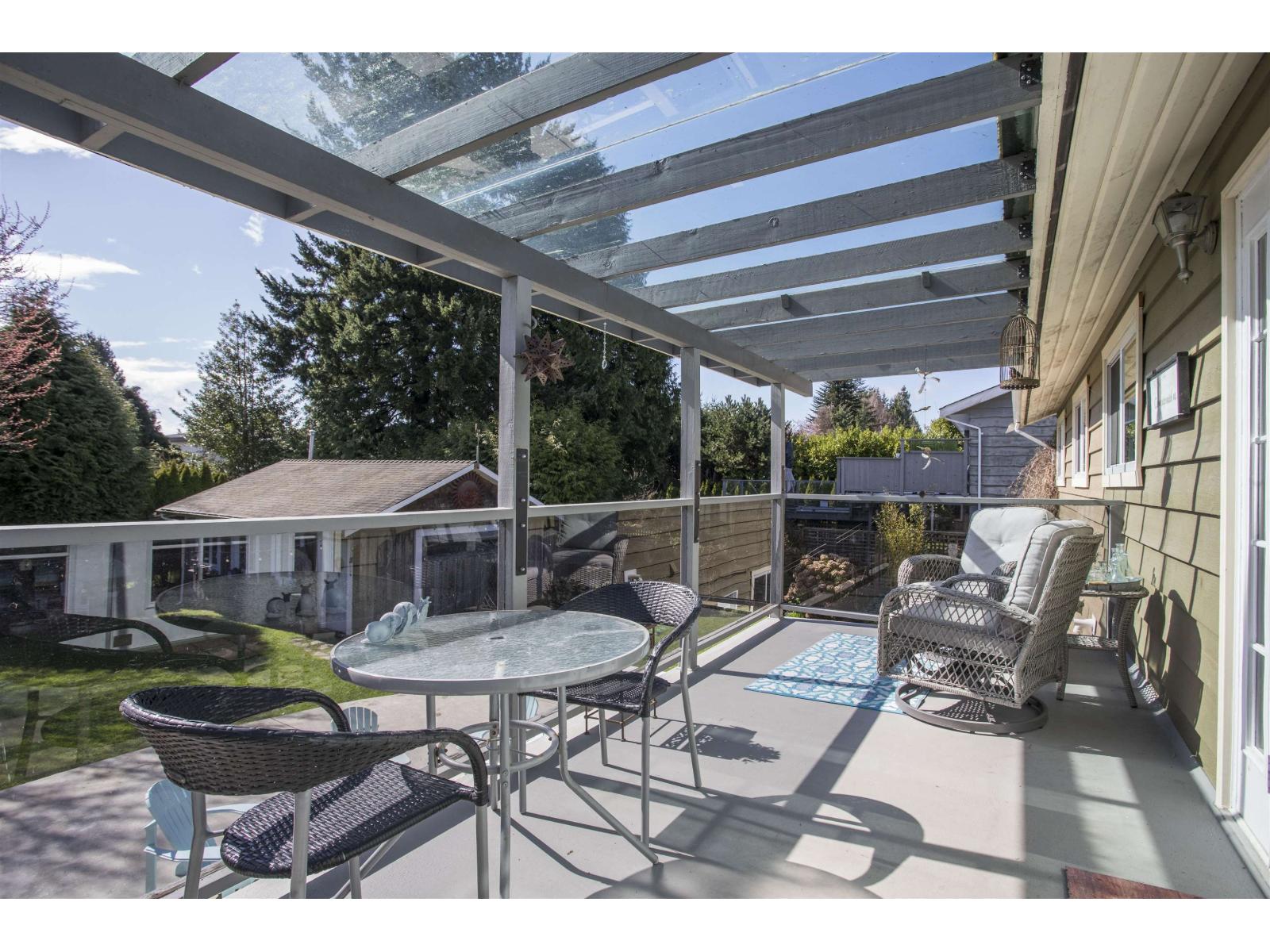 13852 Coldicutt Avenue, White Rock, British Columbia  V4B 3A9 - Photo 28 - R3102255