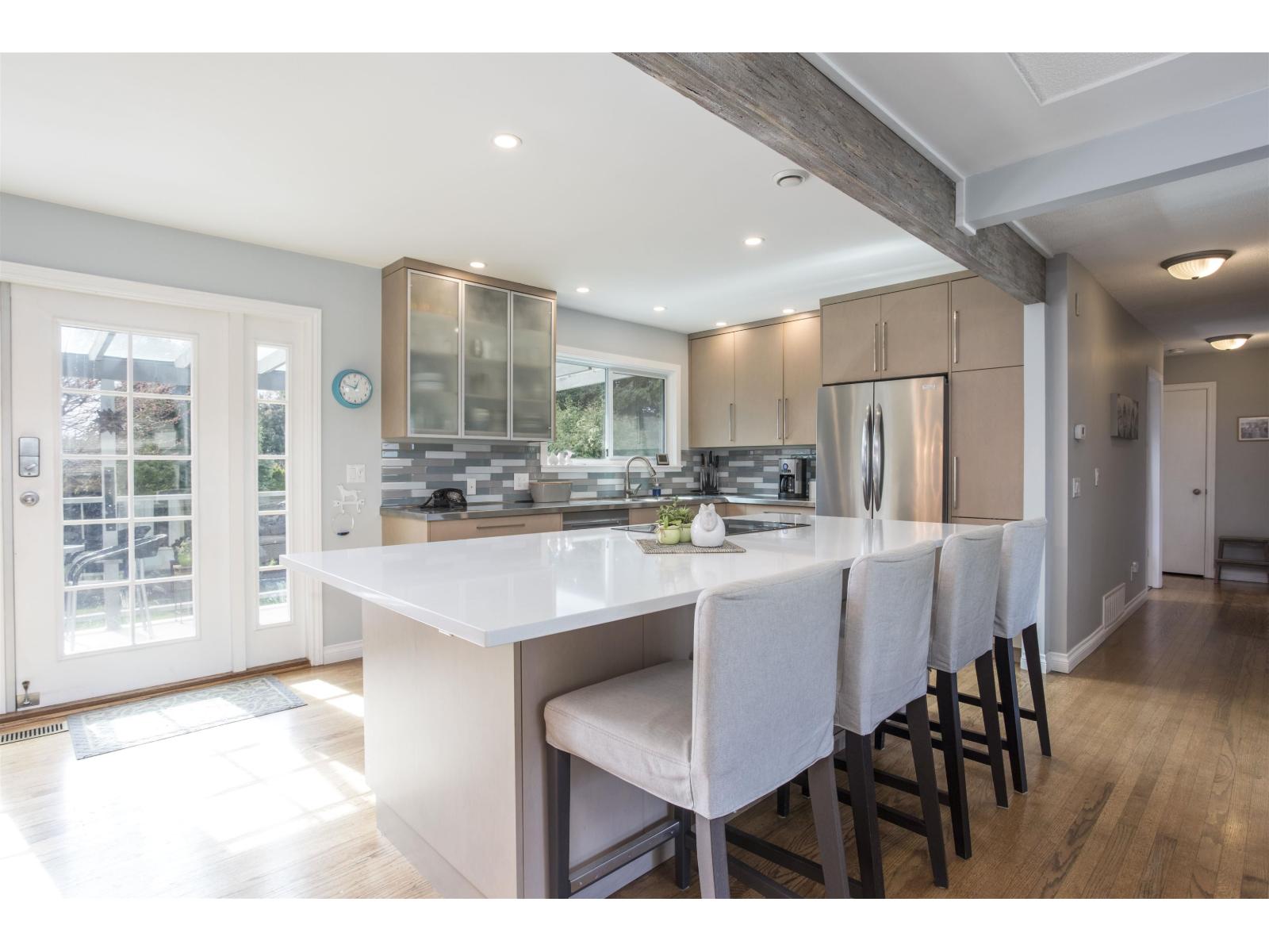 13852 Coldicutt Avenue, White Rock, British Columbia  V4B 3A9 - Photo 9 - R3102255