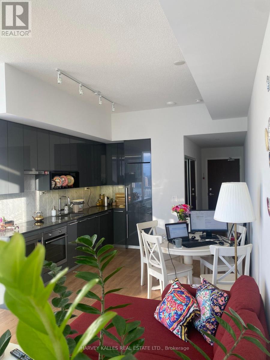 3202 - 115 Mcmahon Drive, Toronto, Ontario  M2K 0E3 - Photo 5 - C12921168