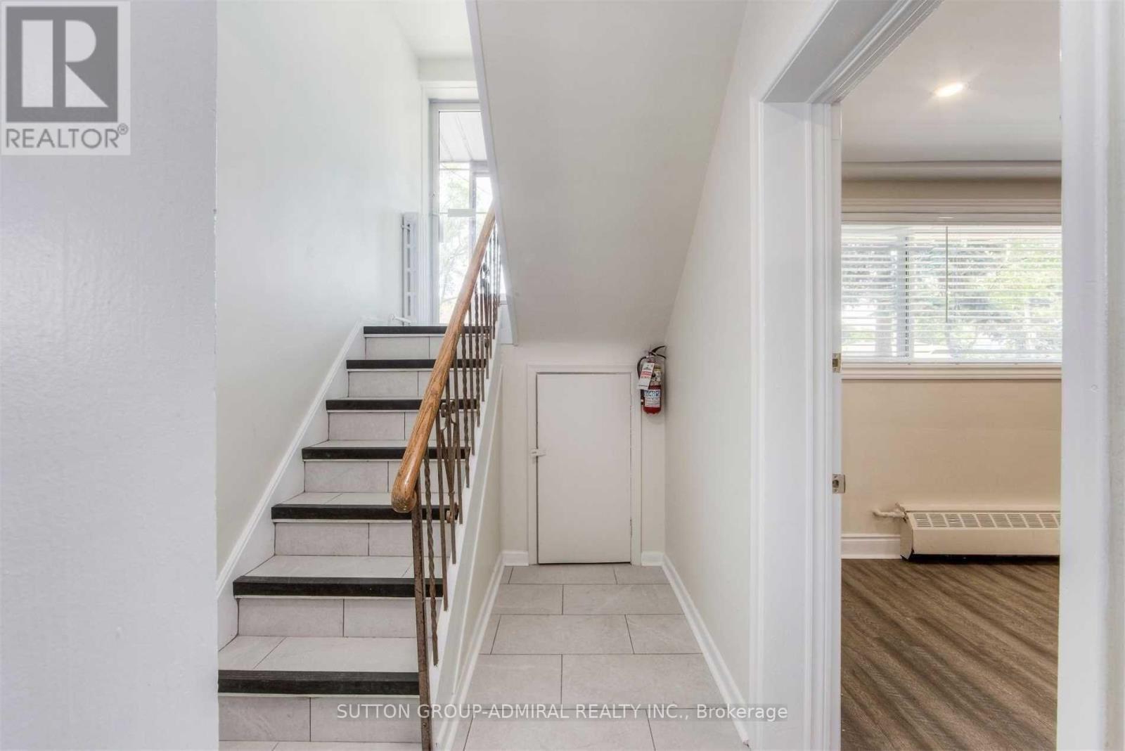 Unit 1 - 75 Garthdale Court, Toronto, Ontario  M3H 5P8 - Photo 9 - C12921208