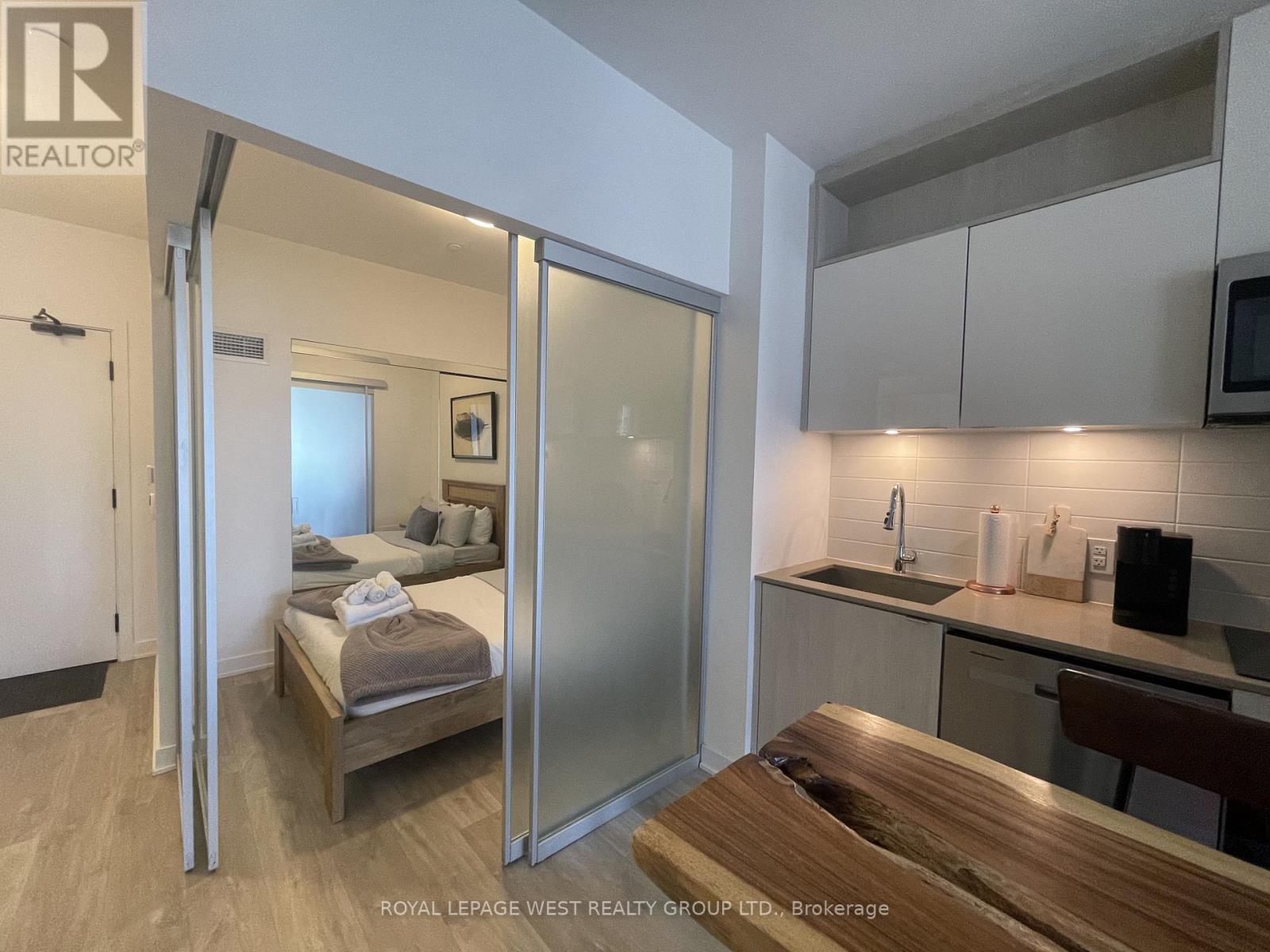 1064 - 135 Lower Sherbourne Street, Toronto, Ontario  M5A 1Y4 - Photo 11 - C12921246