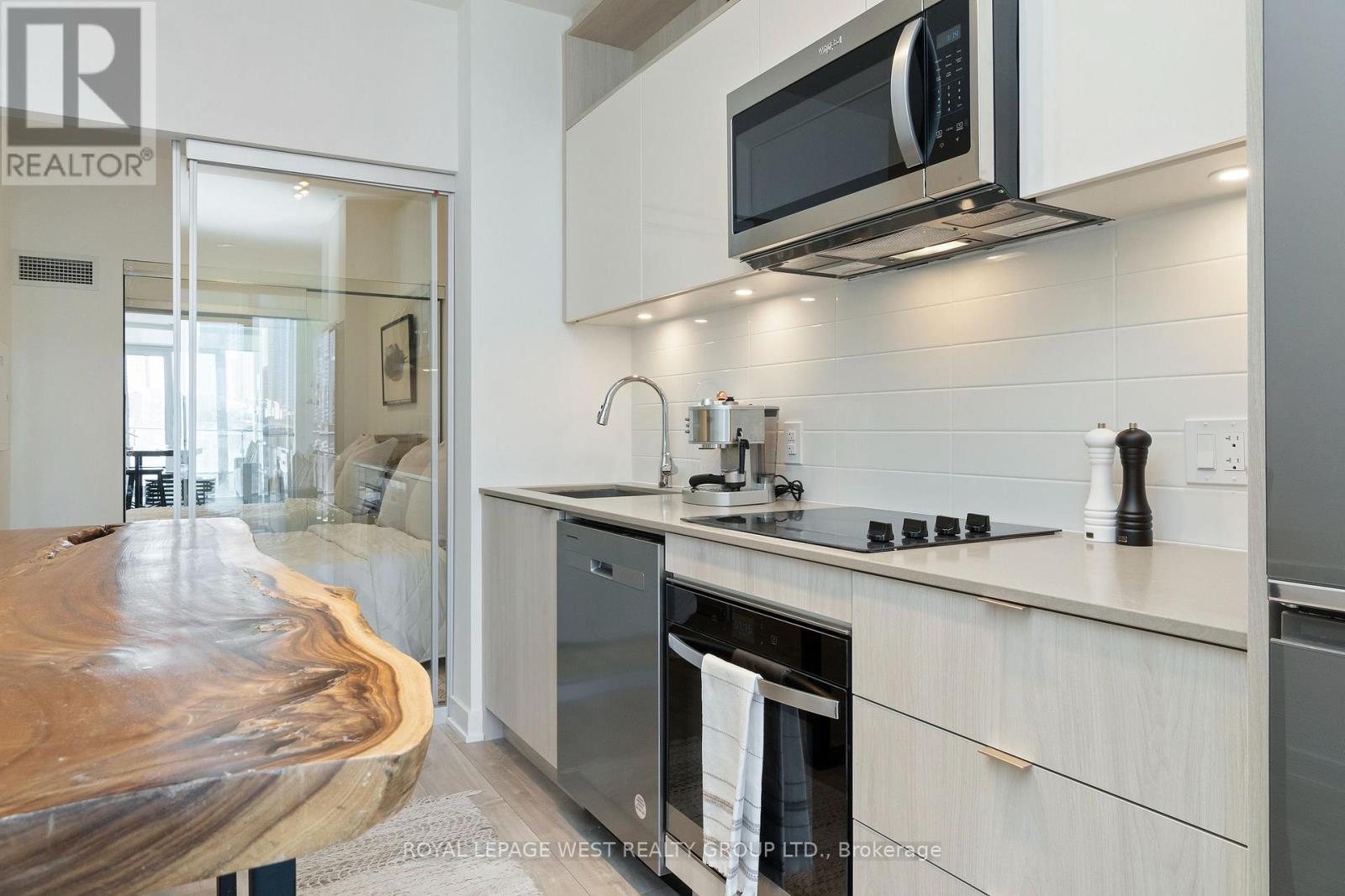 1064 - 135 Lower Sherbourne Street, Toronto, Ontario  M5A 1Y4 - Photo 12 - C12921246