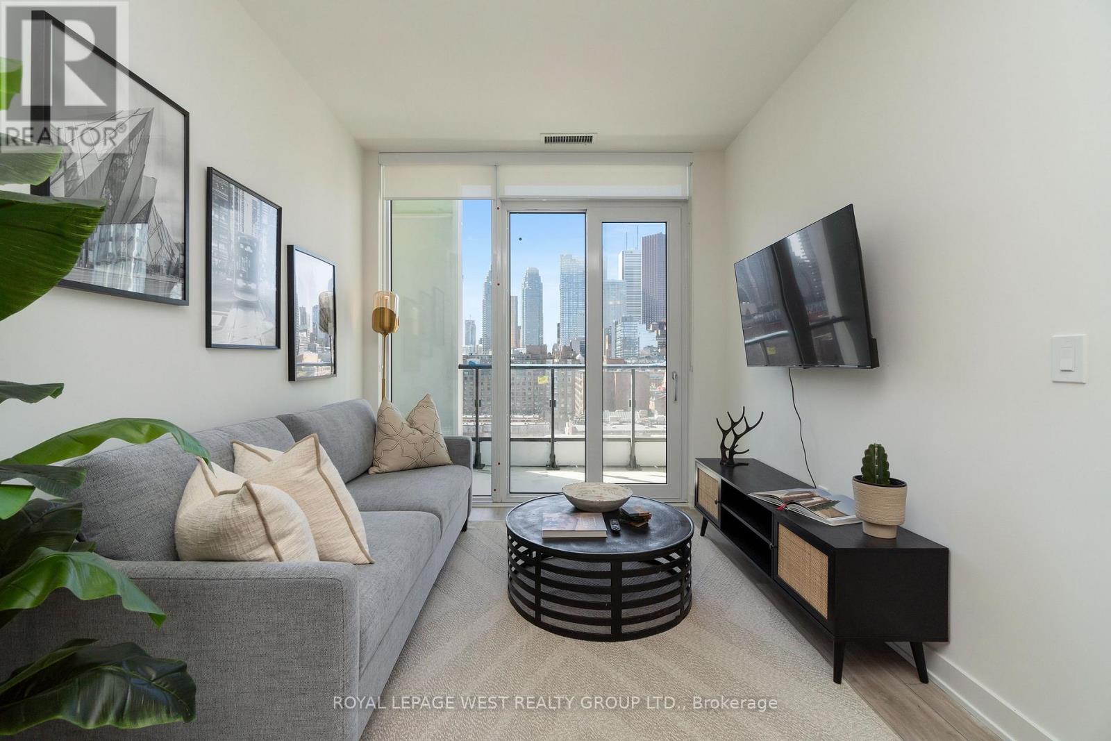 1064 - 135 Lower Sherbourne Street, Toronto, Ontario  M5A 1Y4 - Photo 3 - C12921246