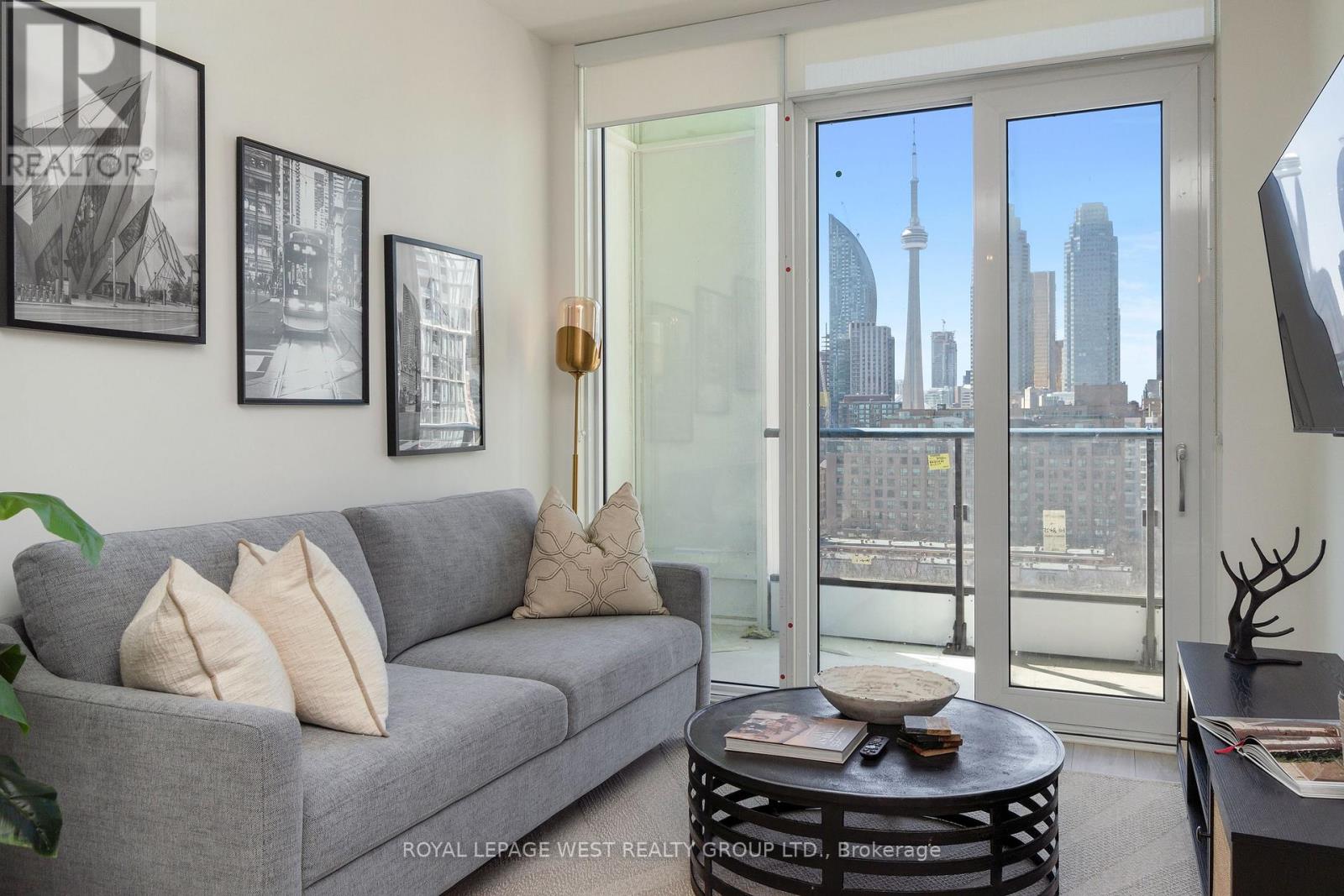 1064 - 135 Lower Sherbourne Street, Toronto, Ontario  M5A 1Y4 - Photo 4 - C12921246