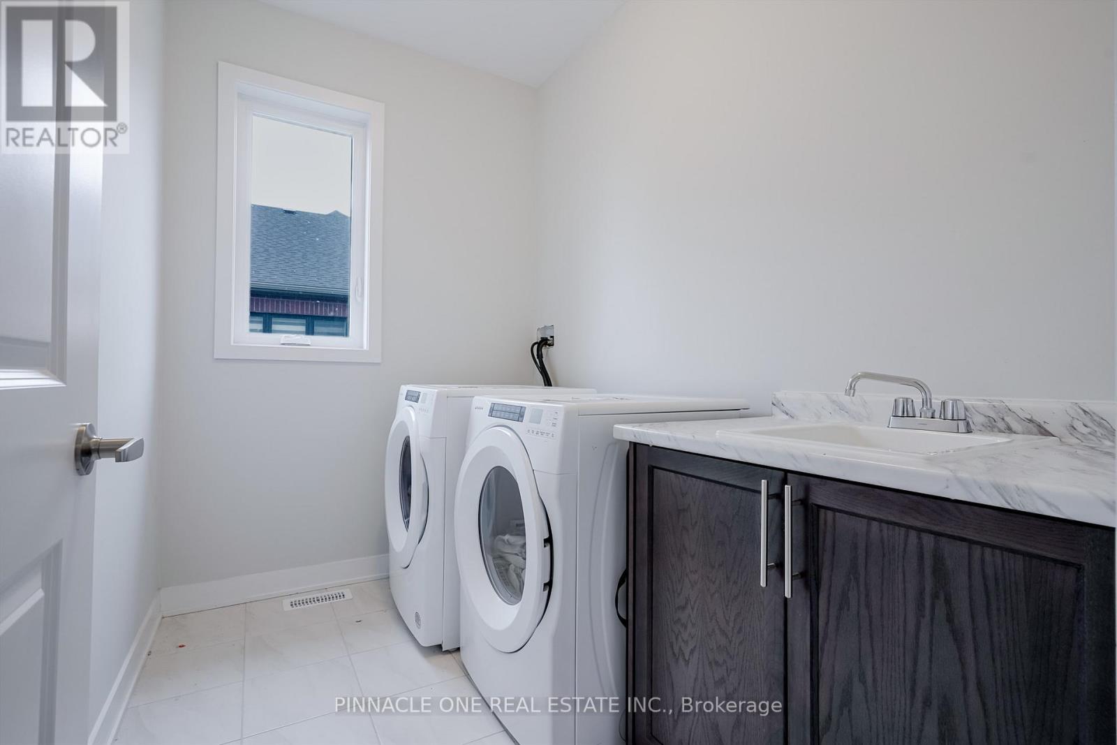 1057 Suddard Avenue, Oshawa, Ontario  L1L 0V5 - Photo 38 - E12921162