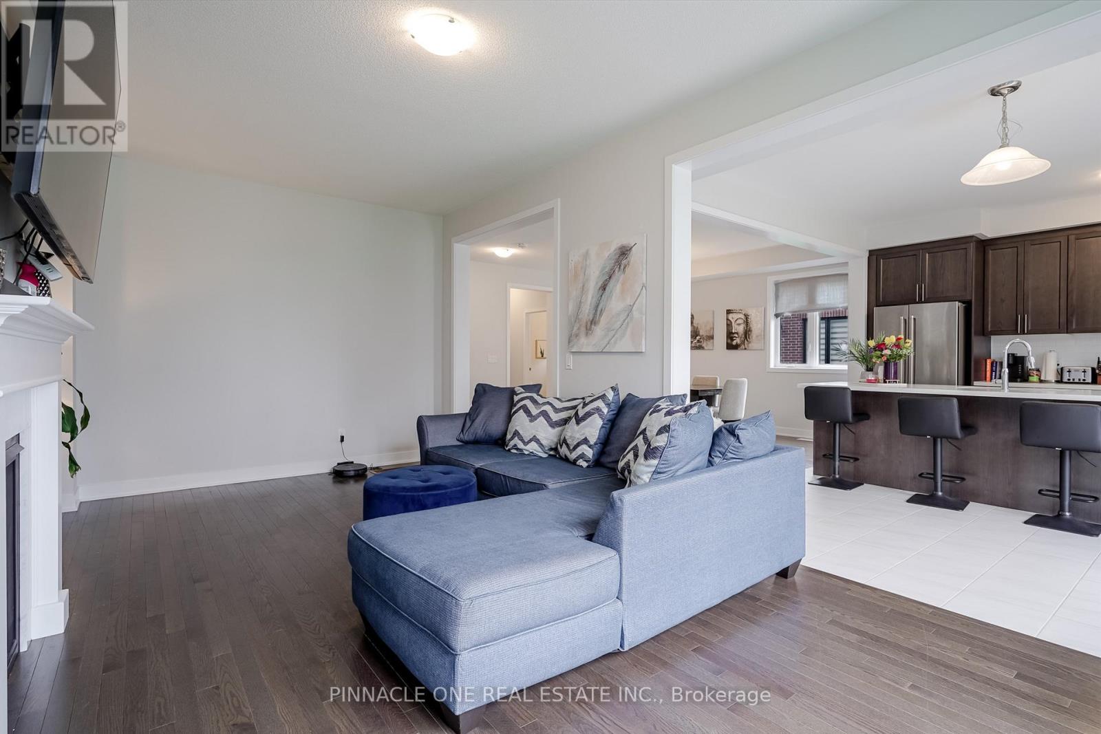 1057 Suddard Avenue, Oshawa, Ontario  L1L 0V5 - Photo 9 - E12921162