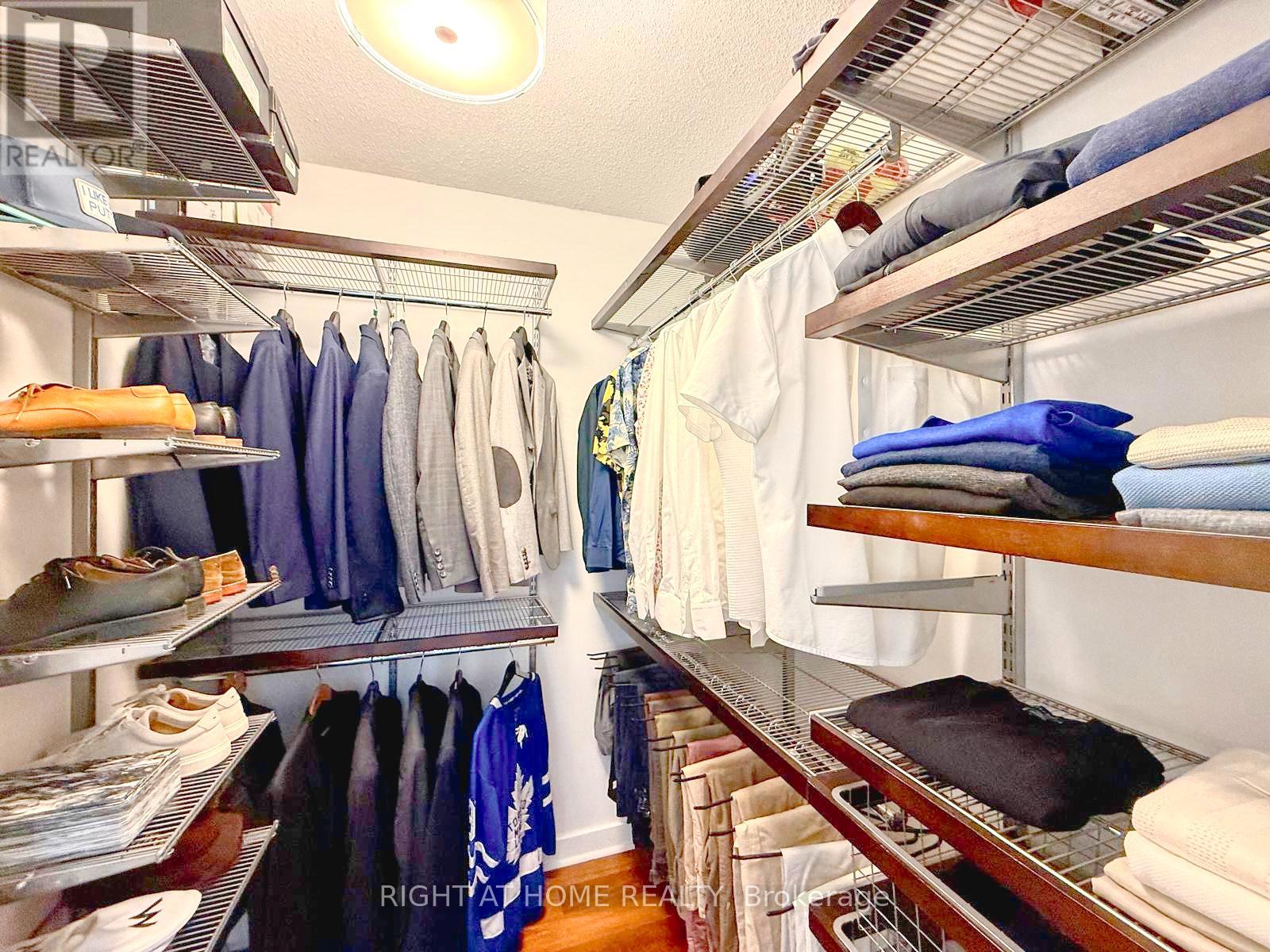 2102 - 5 Mariner Terrace, Toronto, Ontario  M5V 3V6 - Photo 23 - C12919390