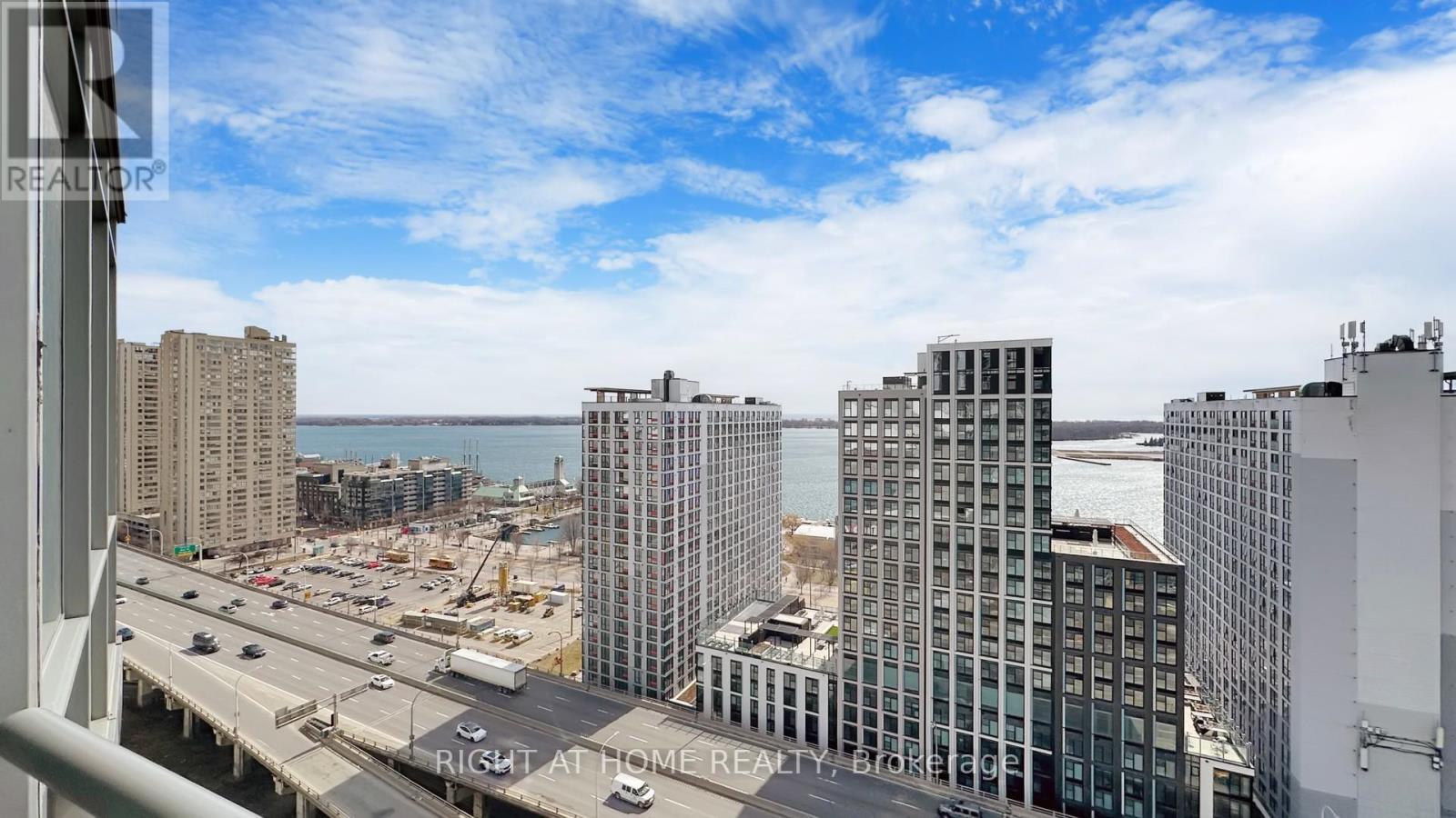 2102 - 5 Mariner Terrace, Toronto, Ontario  M5V 3V6 - Photo 35 - C12919390