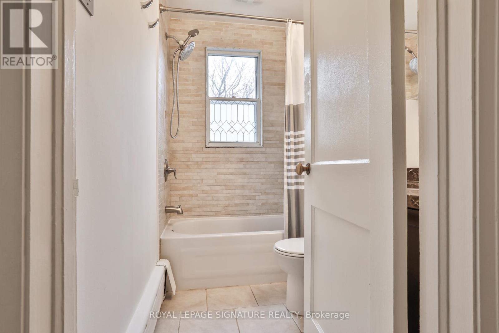 3 Belle Ayre Boulevard, Toronto, Ontario  M4S 2P6 - Photo 34 - C12920286