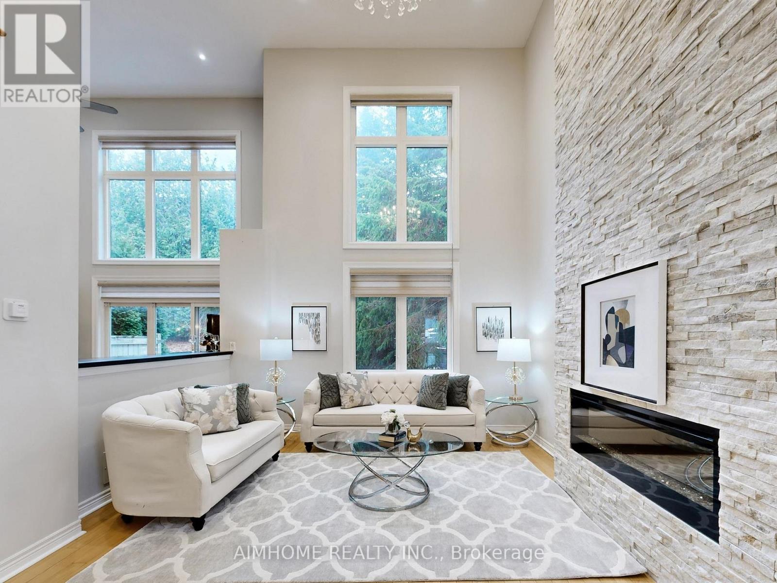 962 On Bogart Circle, Newmarket, Ontario  L3Y 8T4 - Photo 4 - N12921210