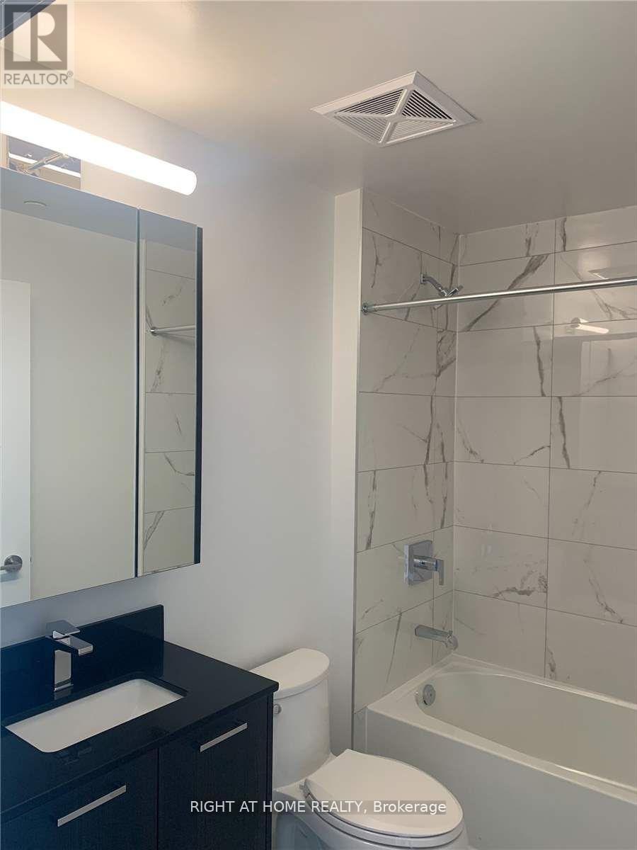 510 - 120 Eagle Rock Way, Vaughan, Ontario  L6A 5C2 - Photo 8 - N12921220